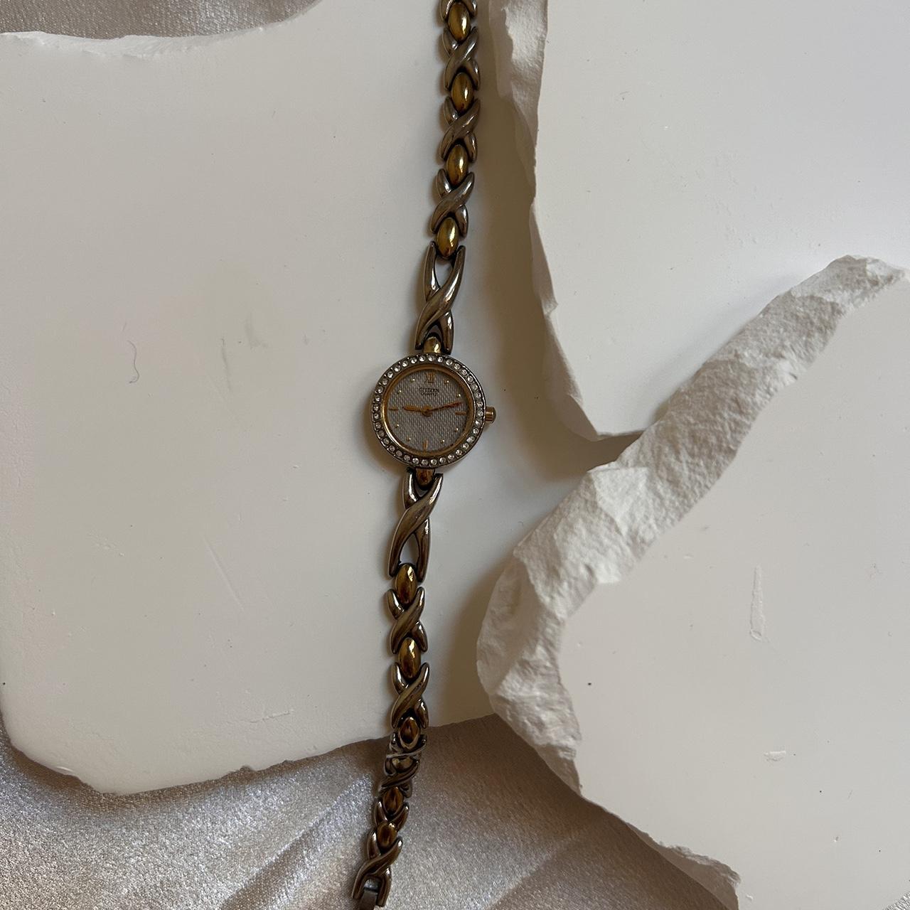 item listed by goldenhourtreasure