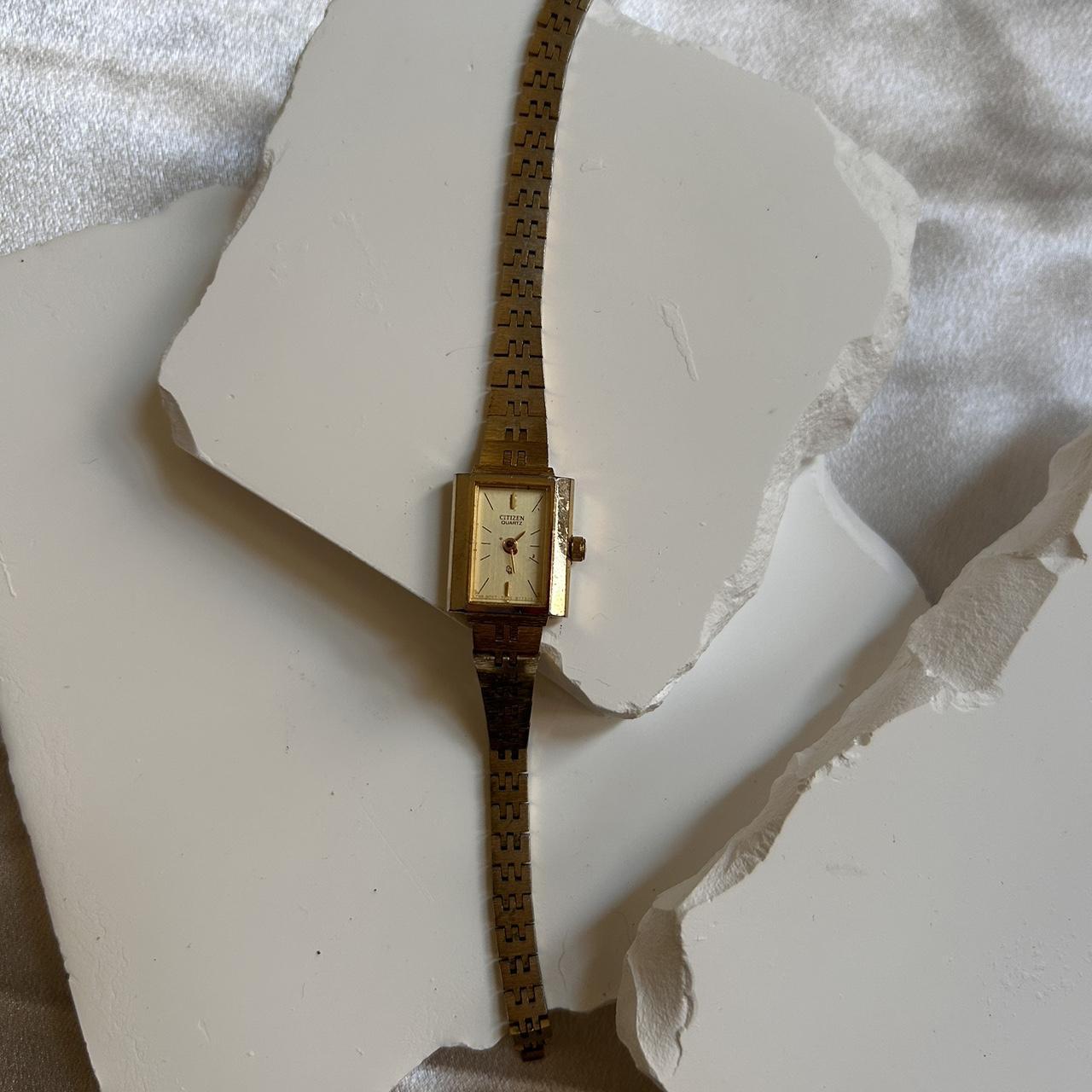 item listed by goldenhourtreasure