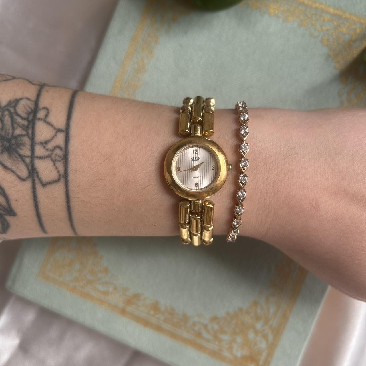 item listed by goldenhourtreasure