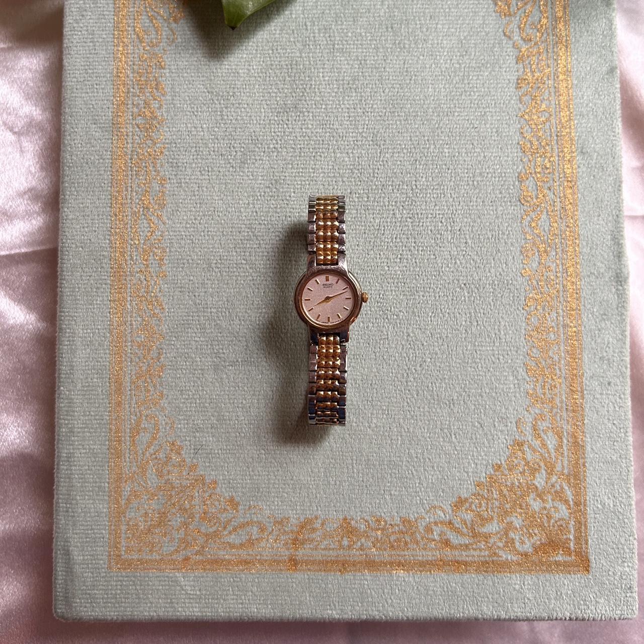 item listed by goldenhourtreasure