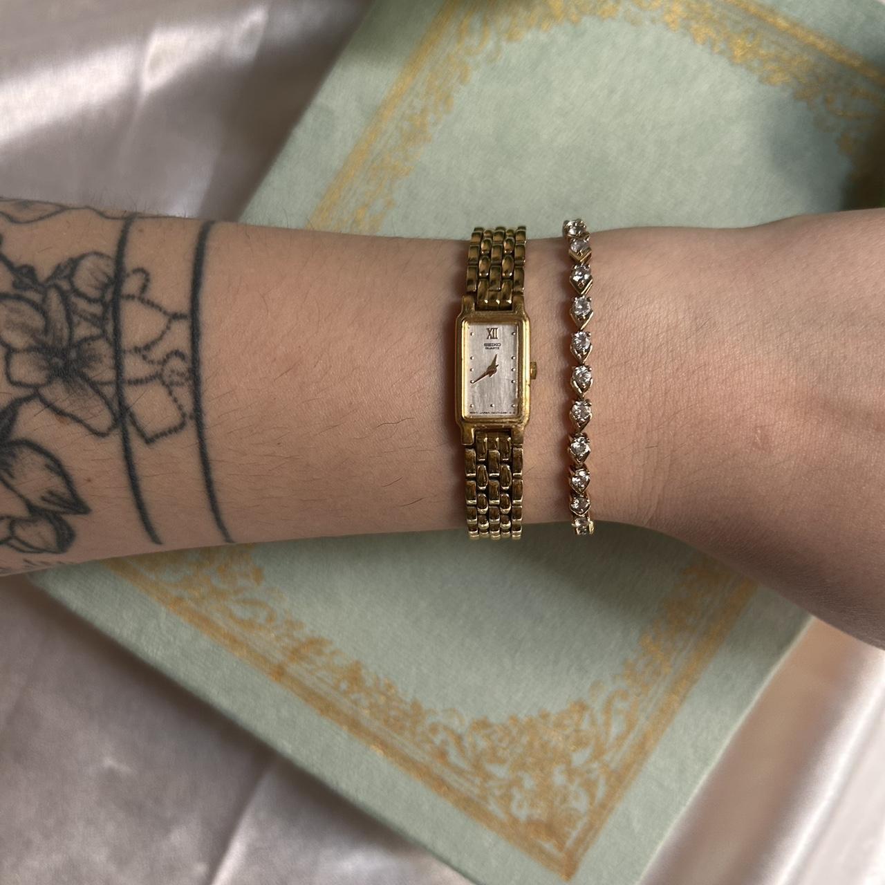 item listed by goldenhourtreasure