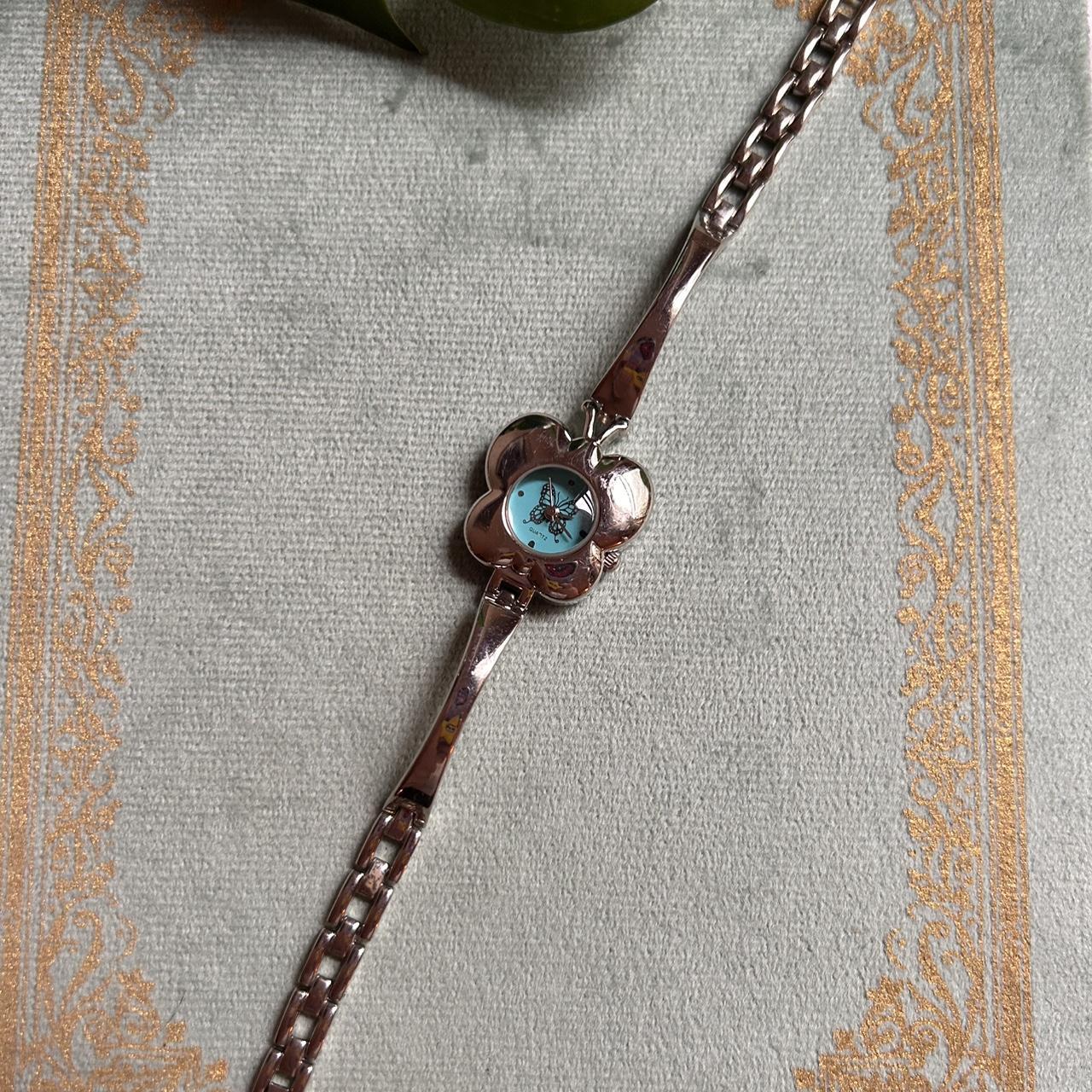item listed by goldenhourtreasure