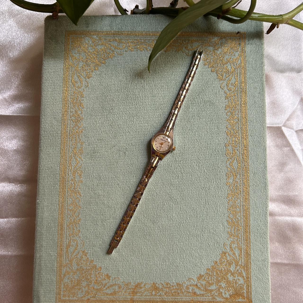 item listed by goldenhourtreasure