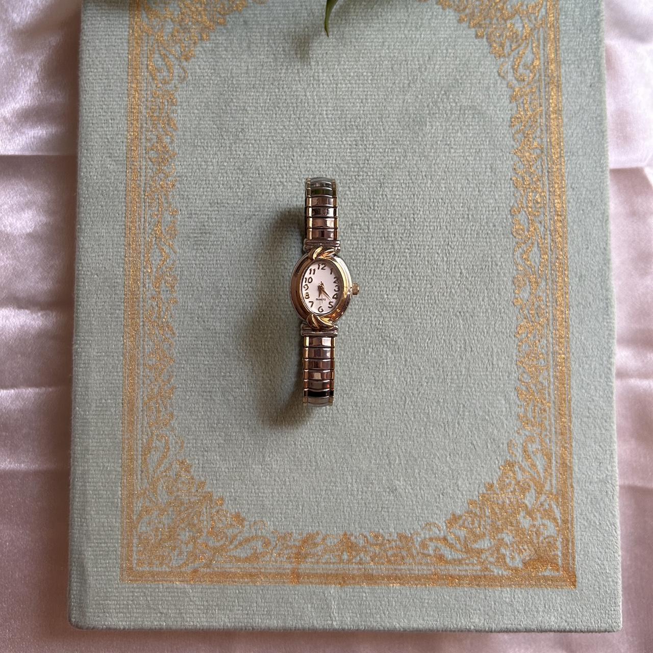 item listed by goldenhourtreasure