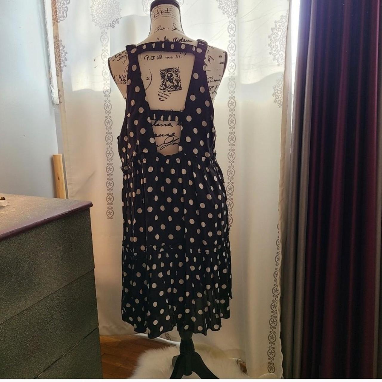 Suzanne Betro Black and White polka light, swinging... Depop