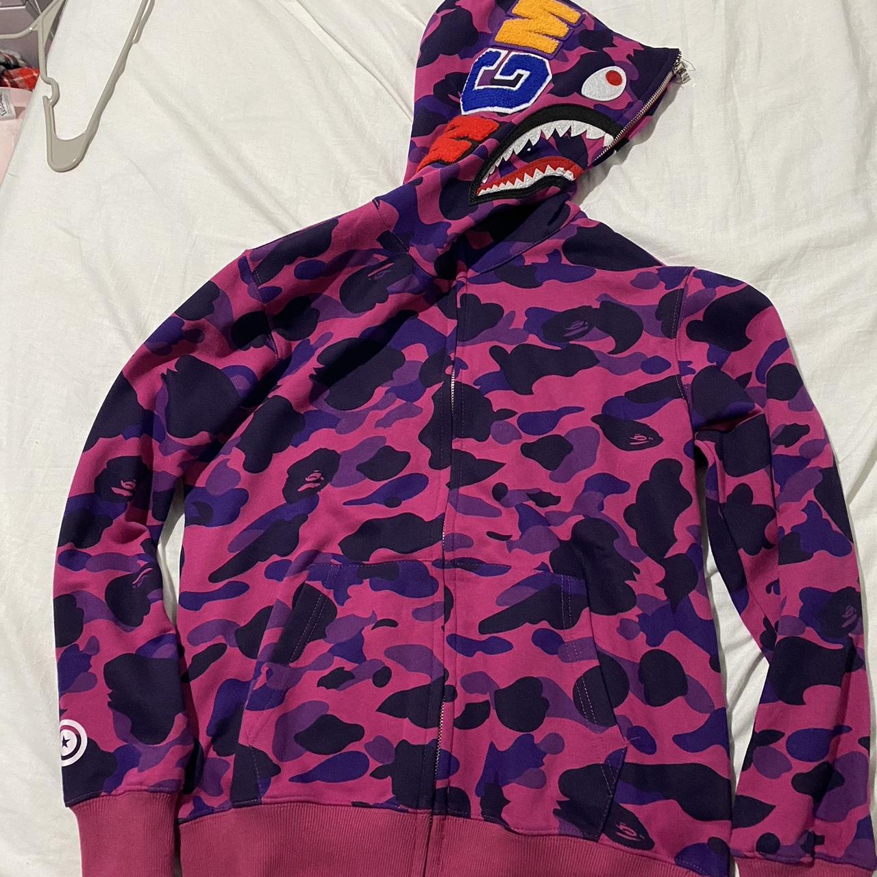 BAPE Men's Hoodie | Depop