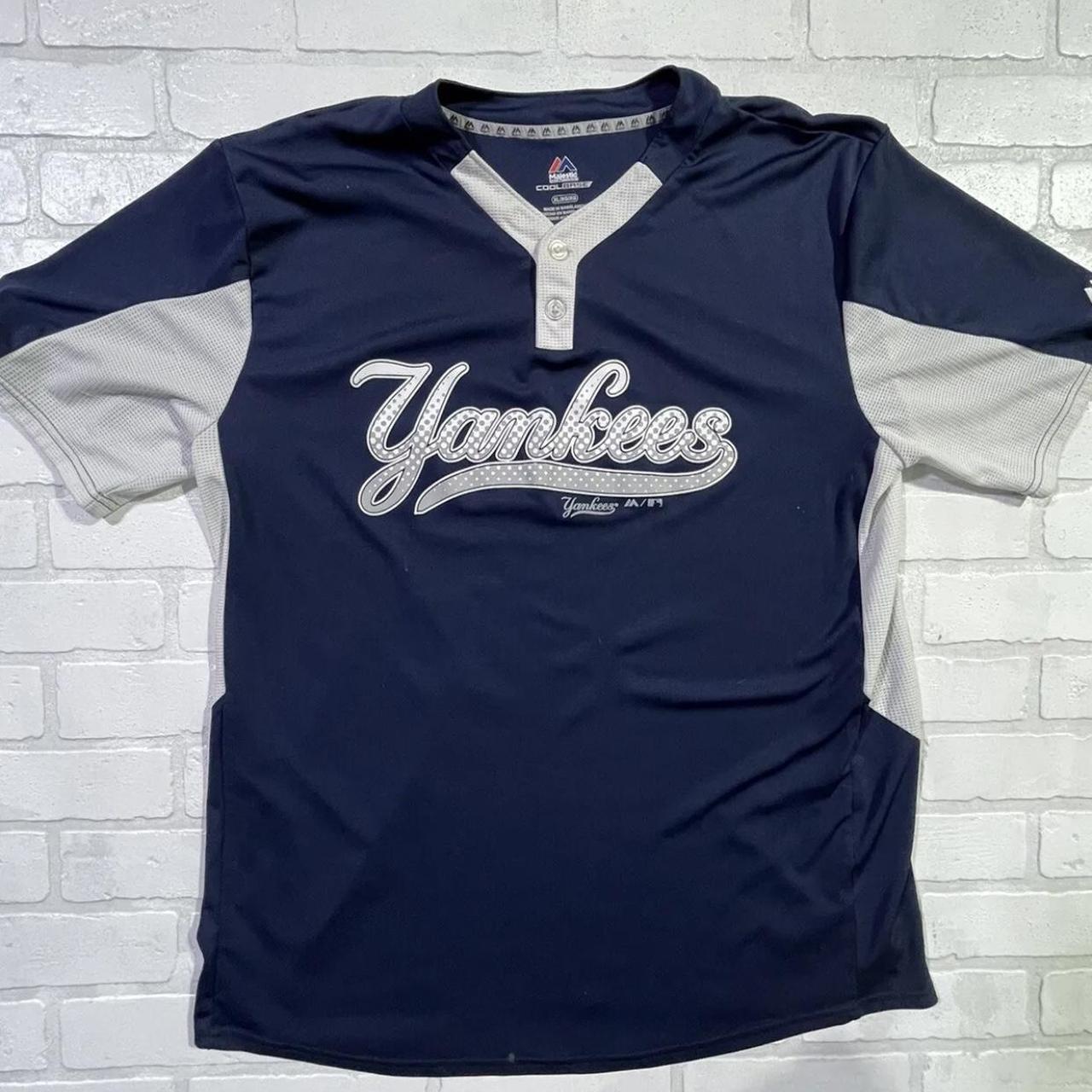 NEW YORK YANKEES Majestic Cool Base Jersey Size. Depop