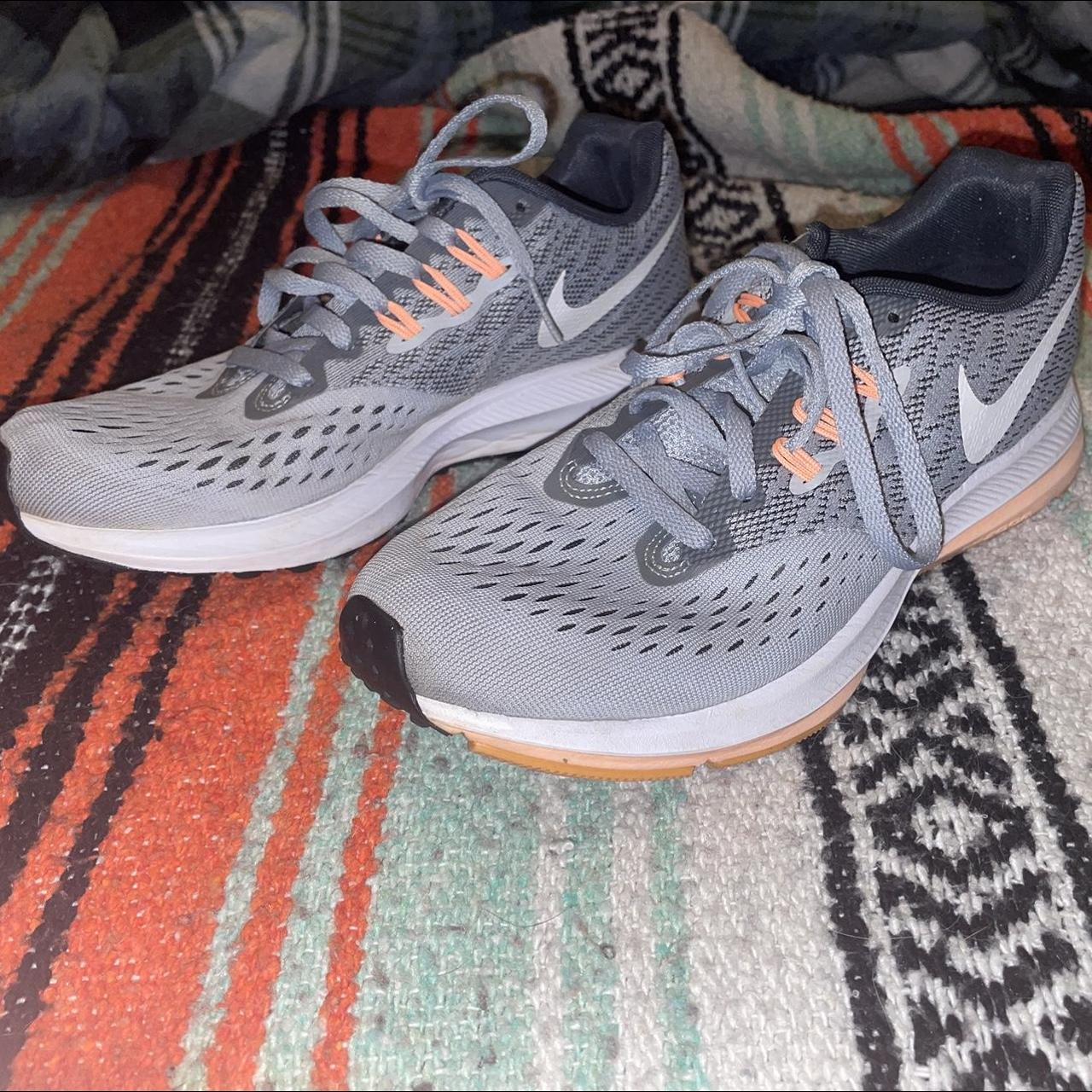 womens nike zoom tennis shoes
