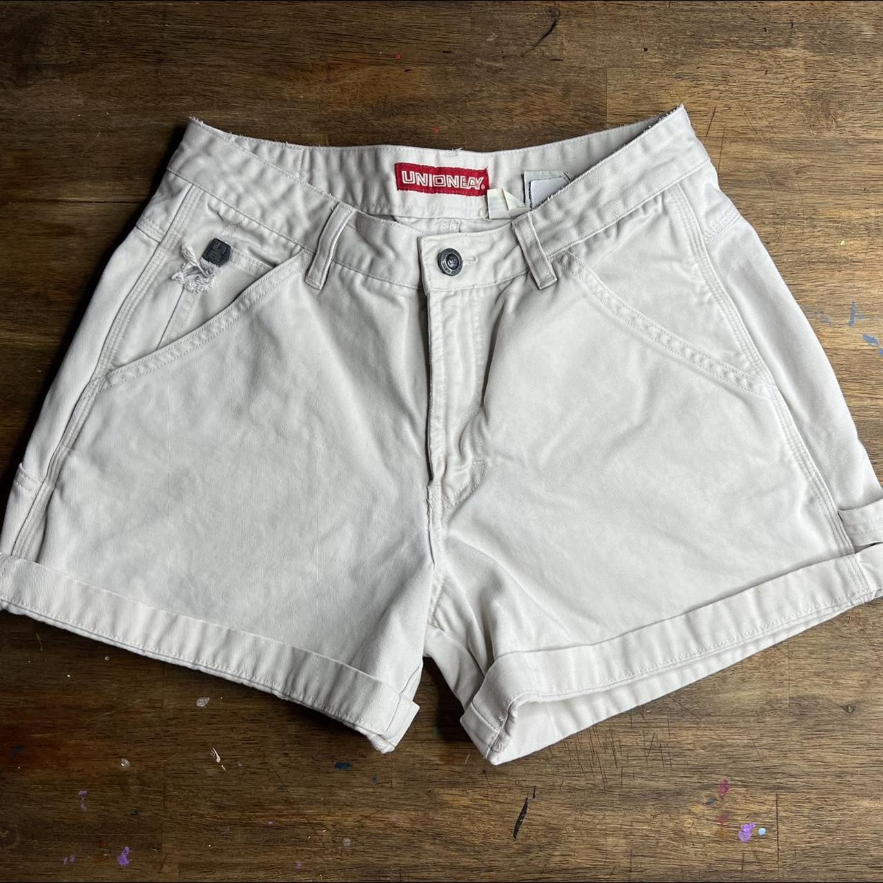 Union Bay Women's White Shorts | Depop