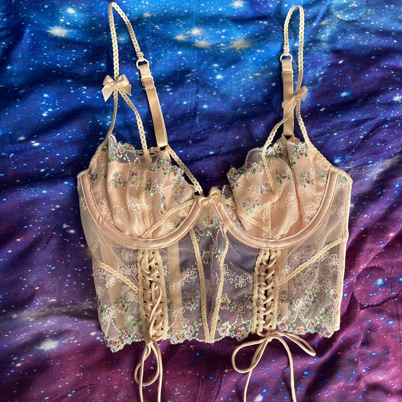 item listed by starstealingirl