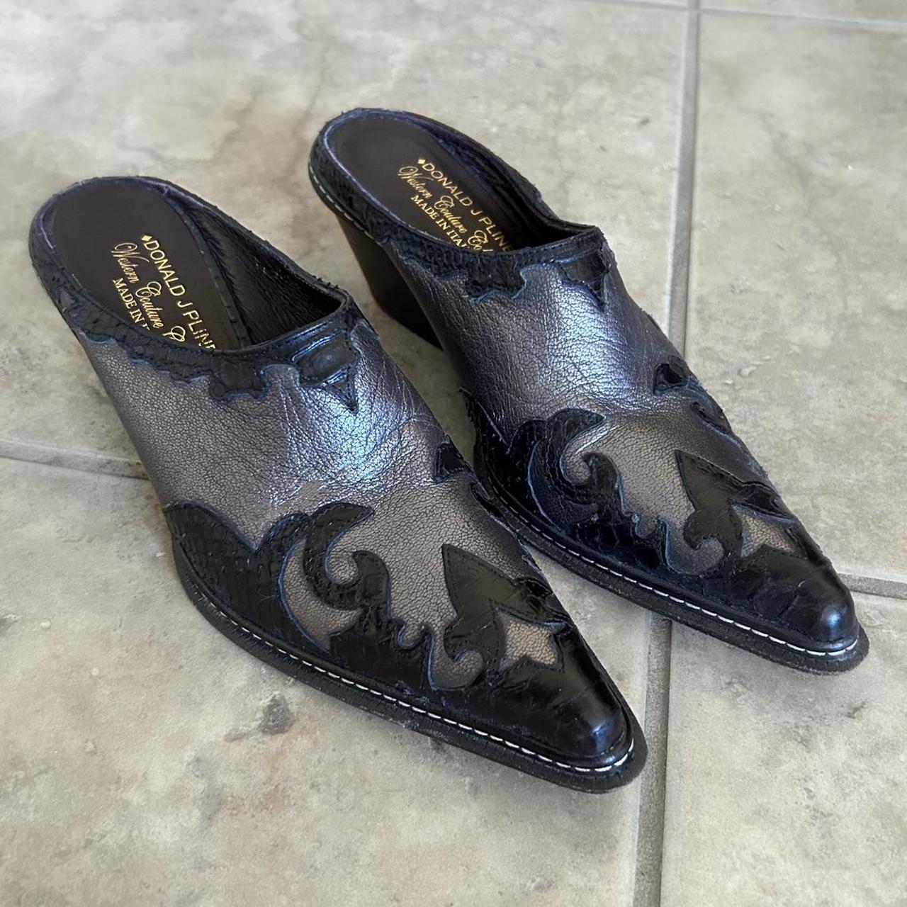 Donald Pliner Women's Silver and Black Mules