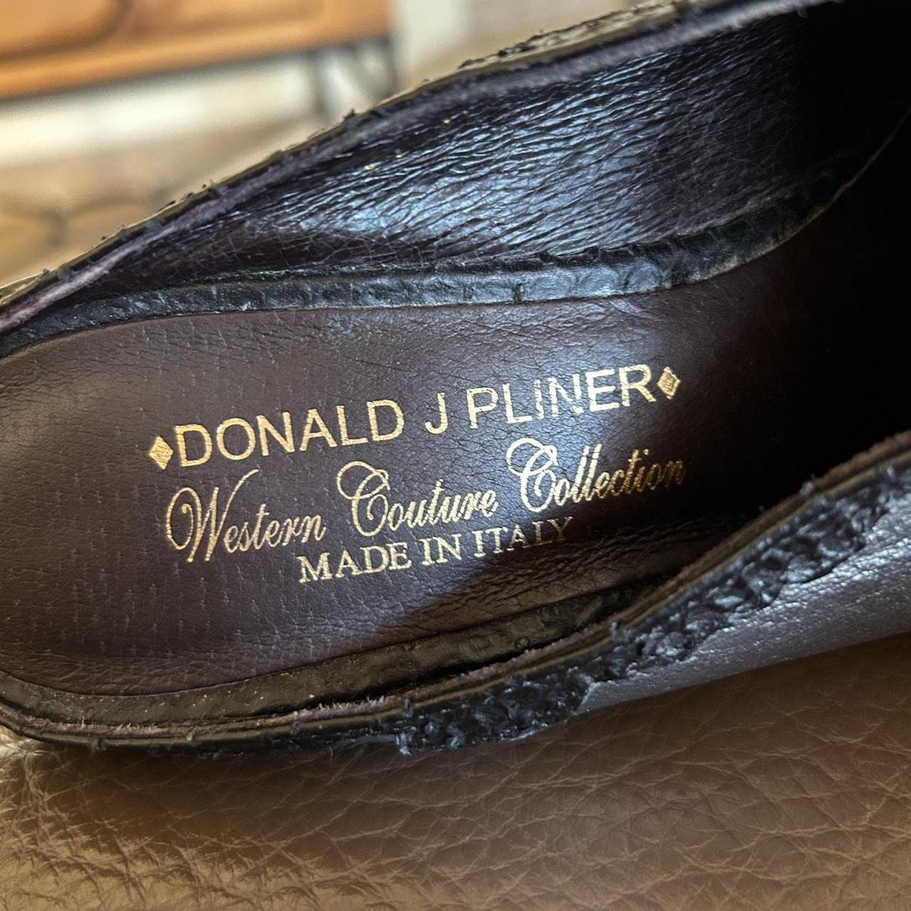 Donald Pliner Women's Silver and Black Mules (3)