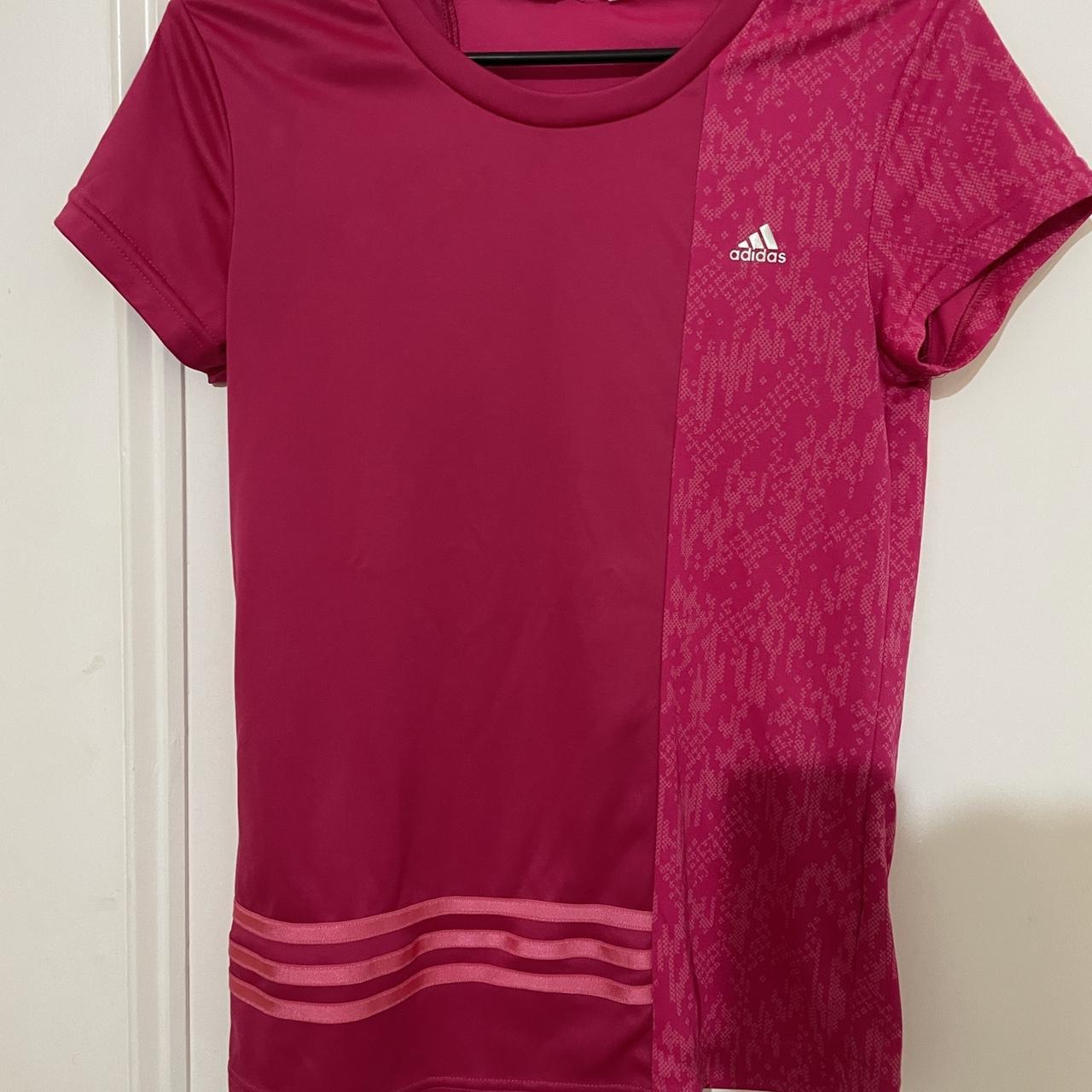 Adidas Women's Red T-shirt | Depop