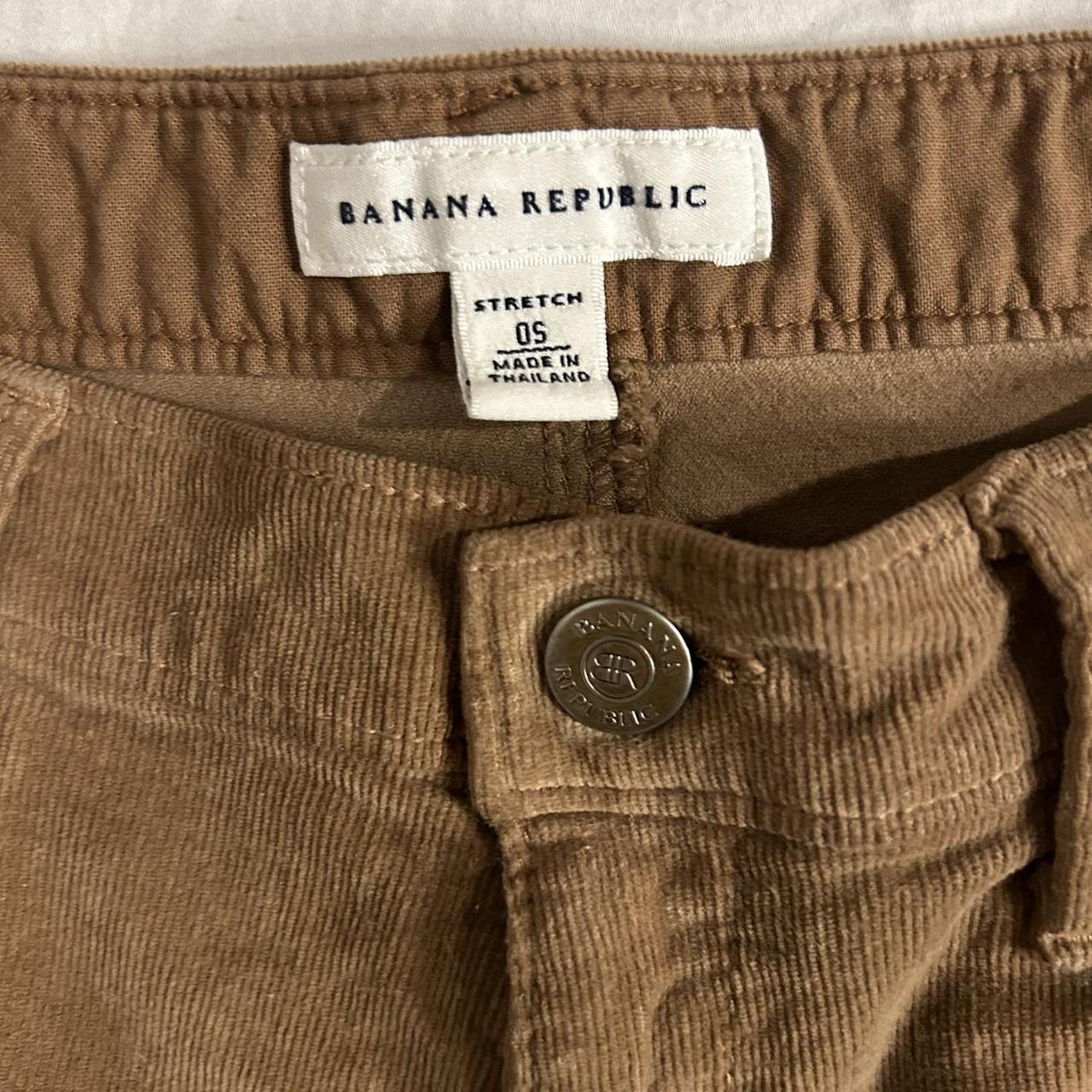 Banana Republic Women's Tan and Khaki Jeans | Depop
