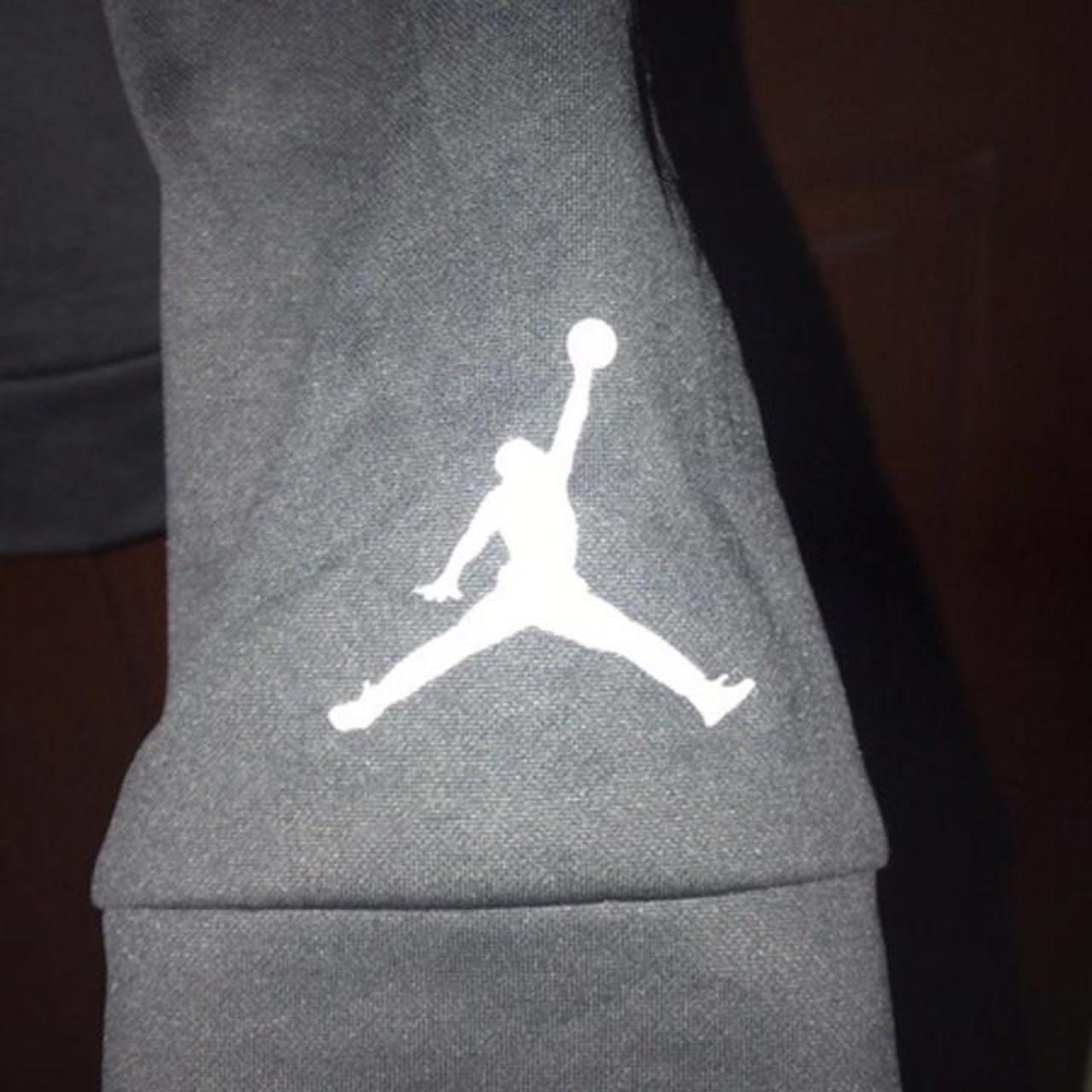 mens grey jordan hoodie