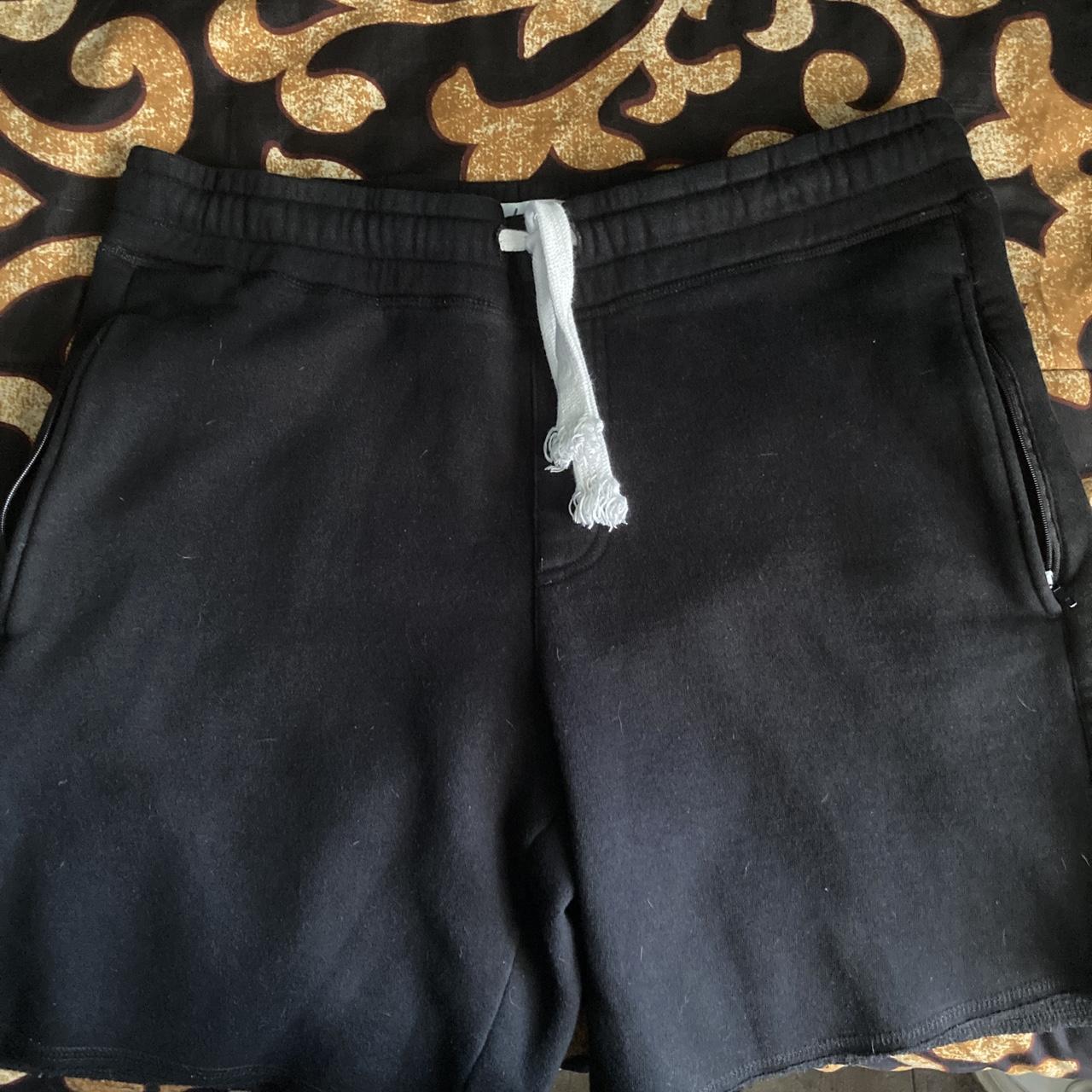 caloleyng shorts cotton shorts with zipper pockets... - Depop