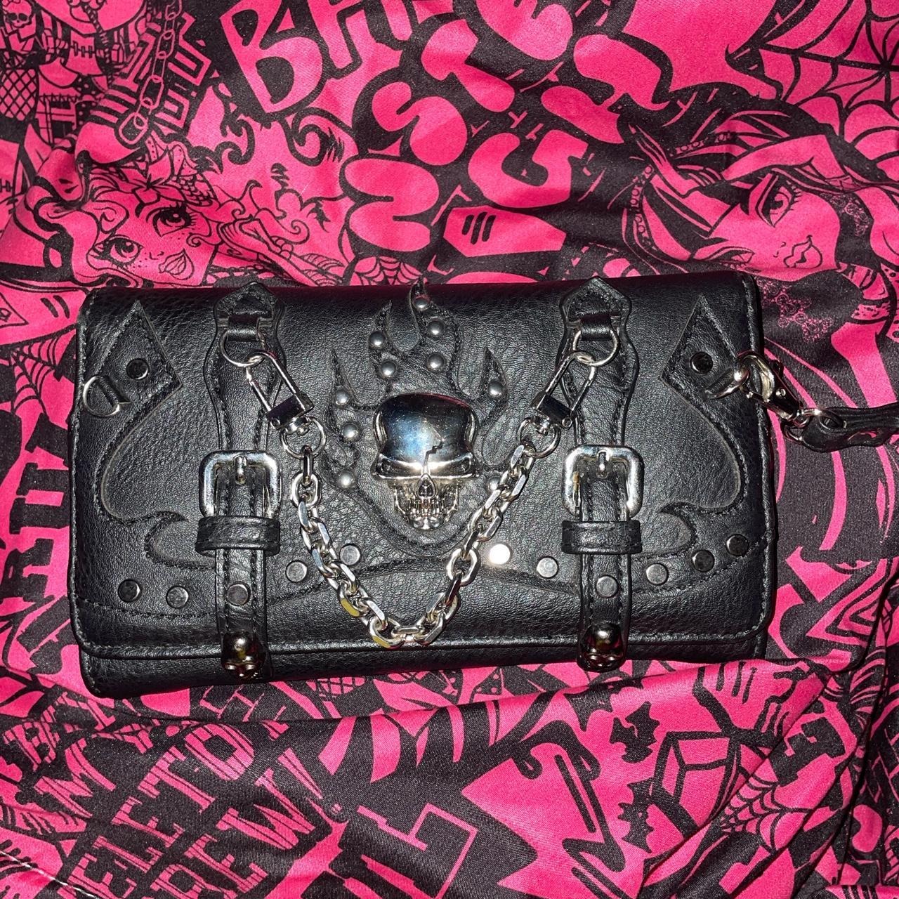 Hot Topic Women's Black and Silver Walletpurses Depop