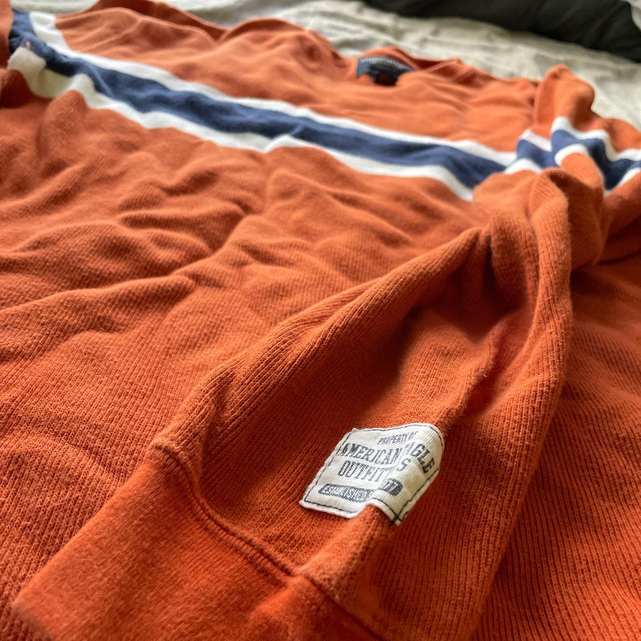 American eagle men’s small tee / sweater Depop