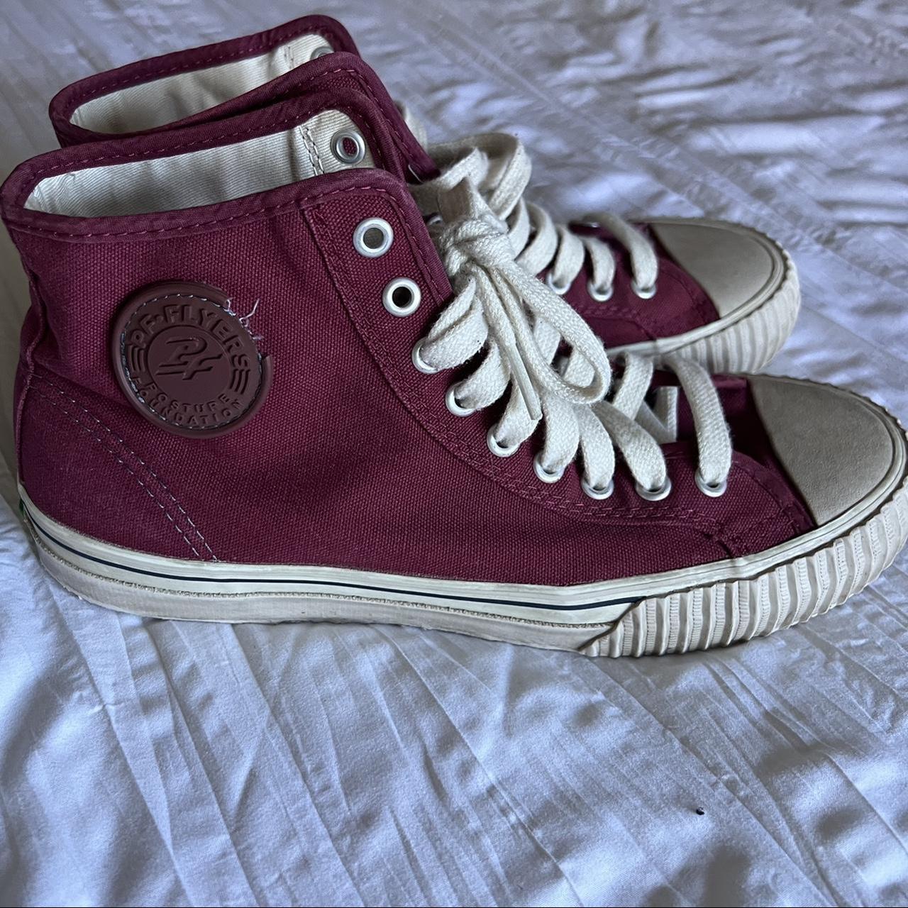 Burgundy deals pf flyers