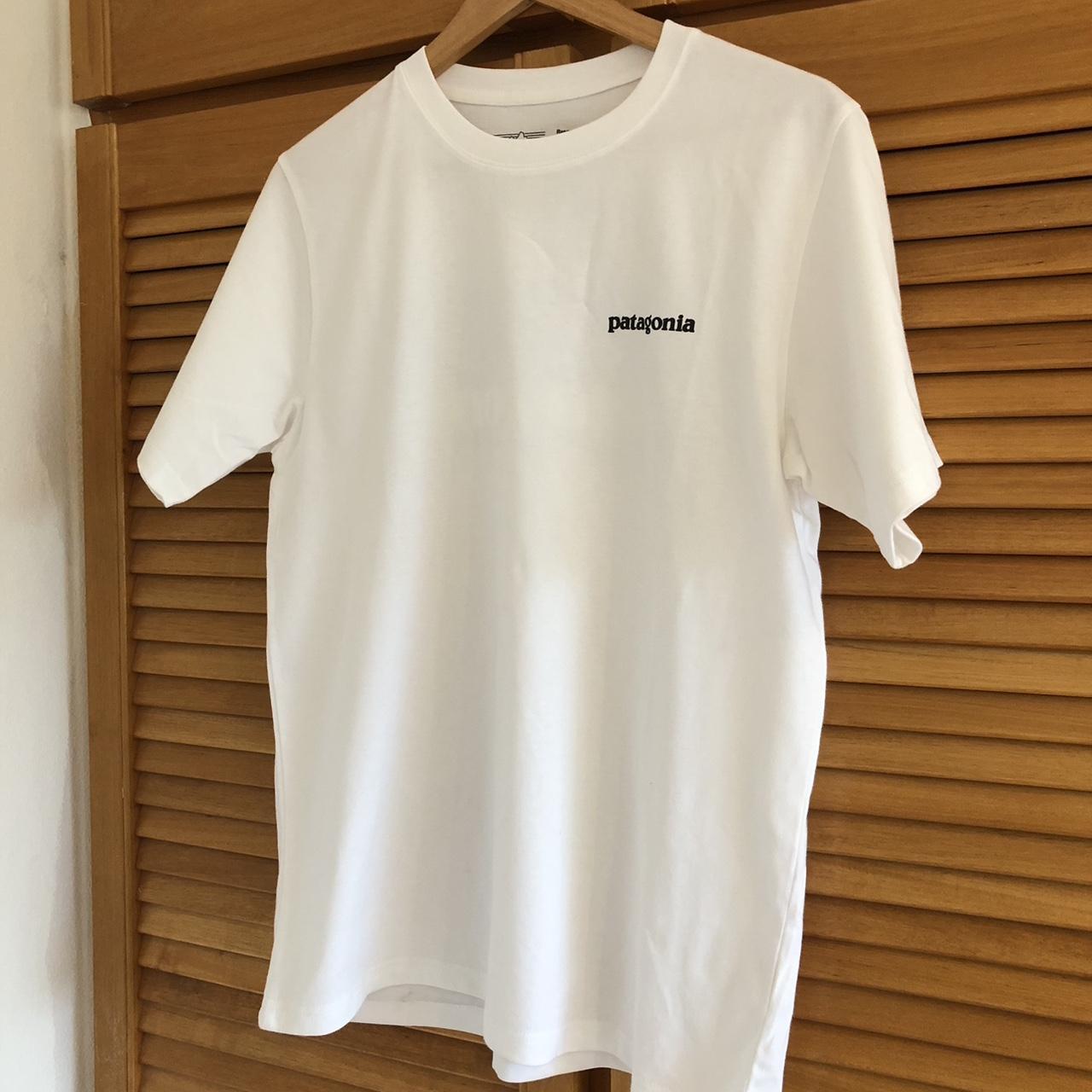 Patagonia explore box logo tshirt white mens Size... - Depop