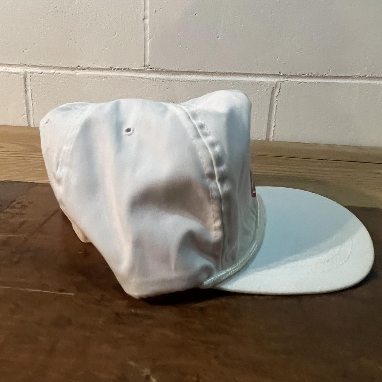 Vintage trucker-hat - Depop