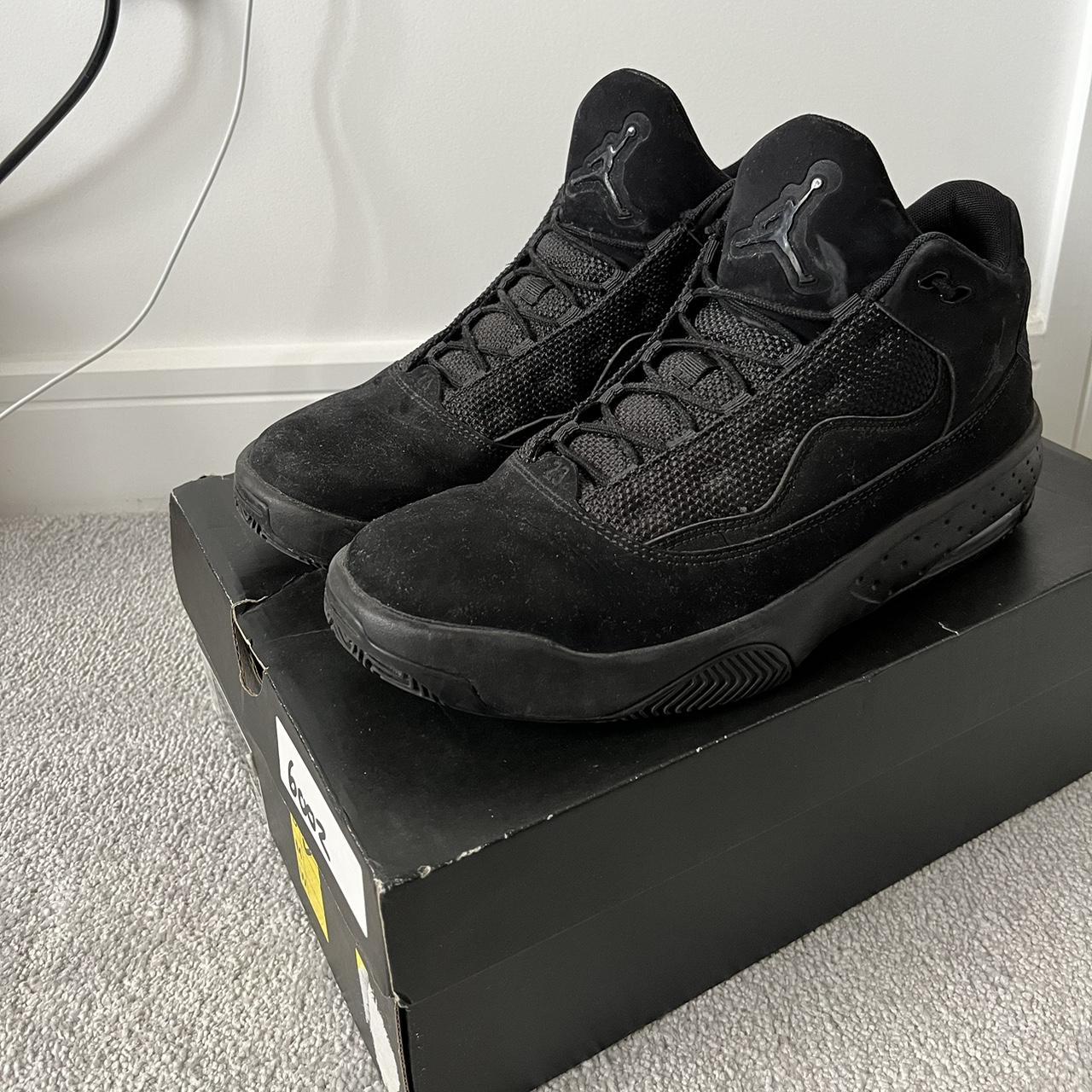 mens jordans aura 2