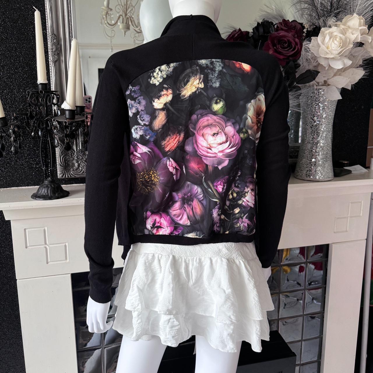 item listed by petitefraisee