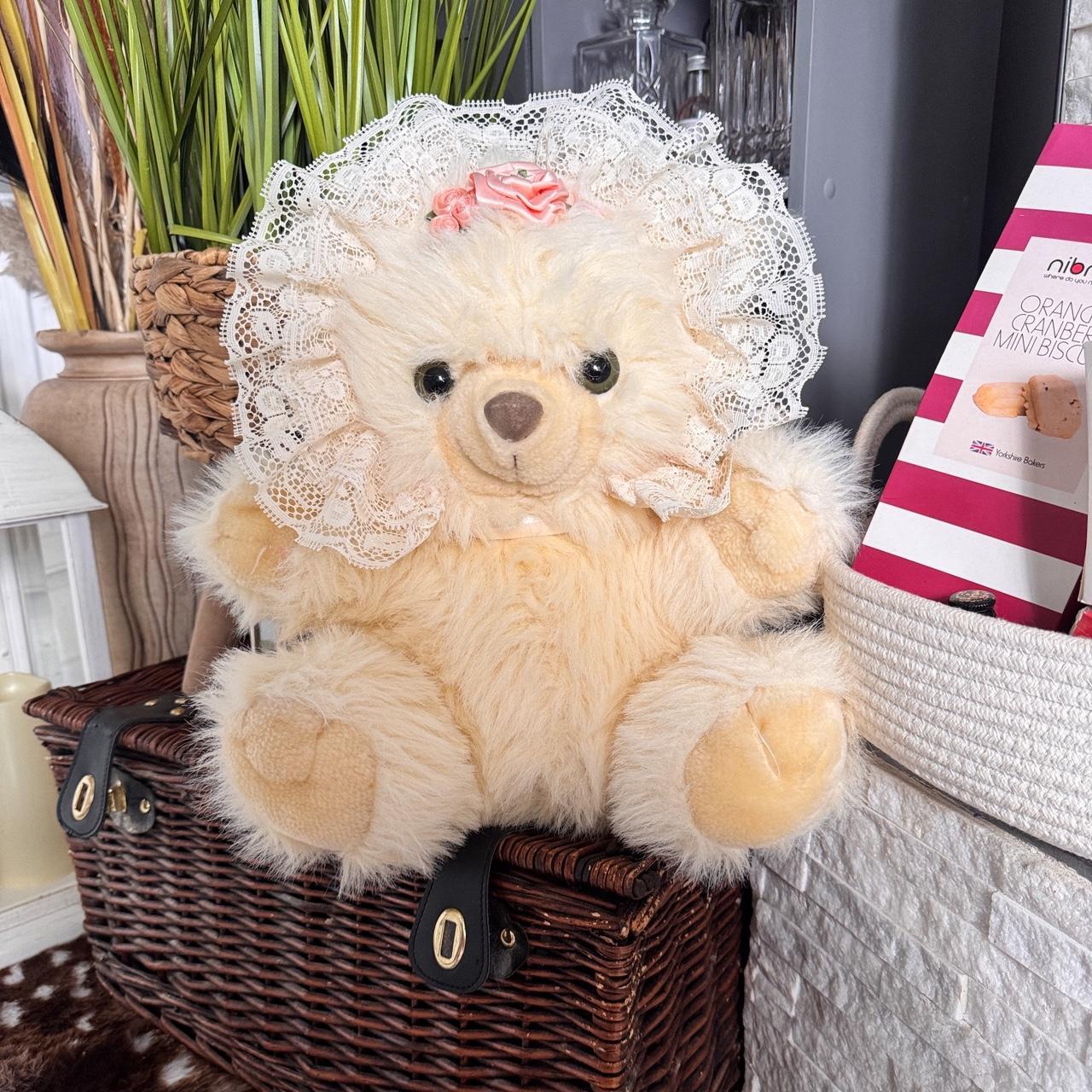 item listed by petitefraisee