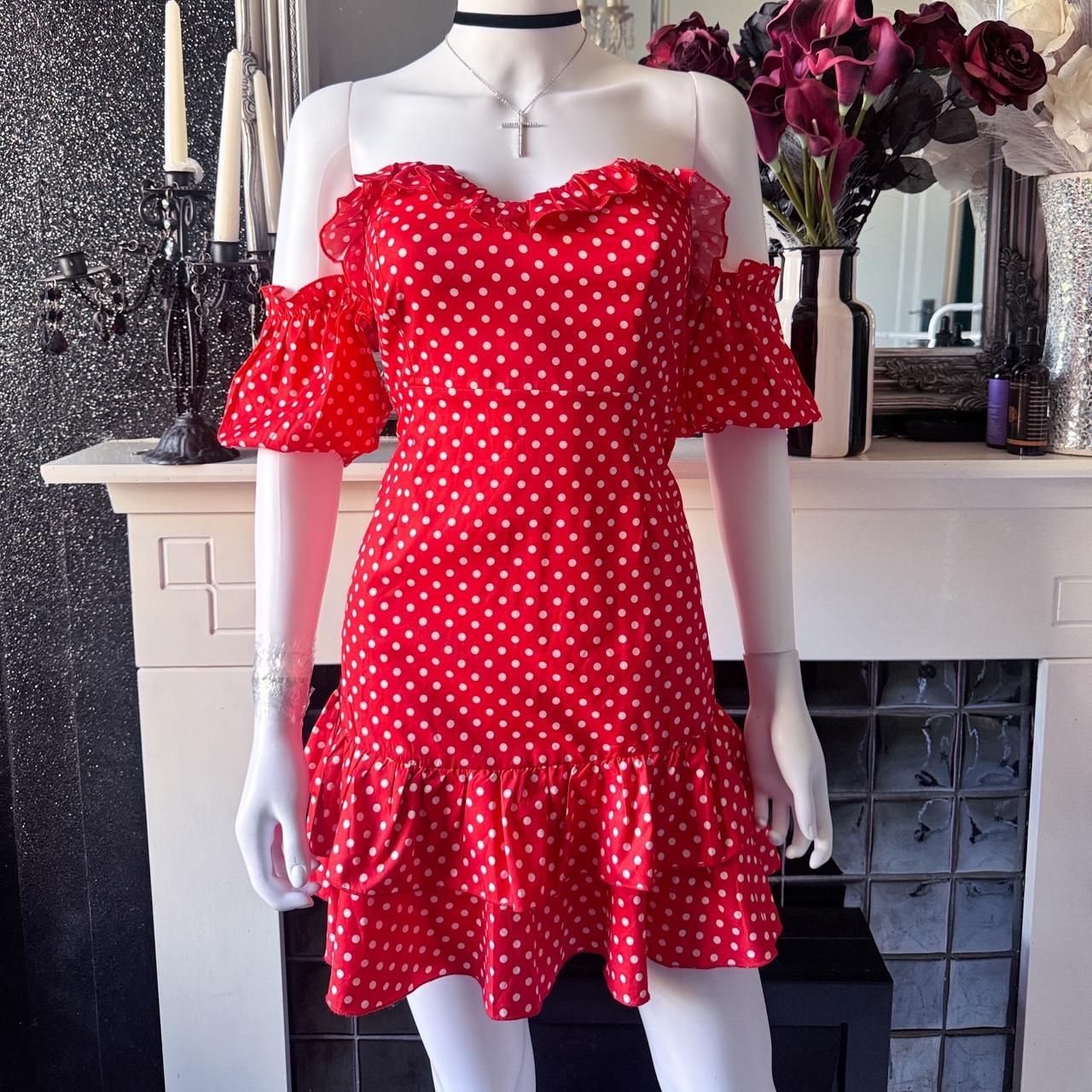 item listed by petitefraisee