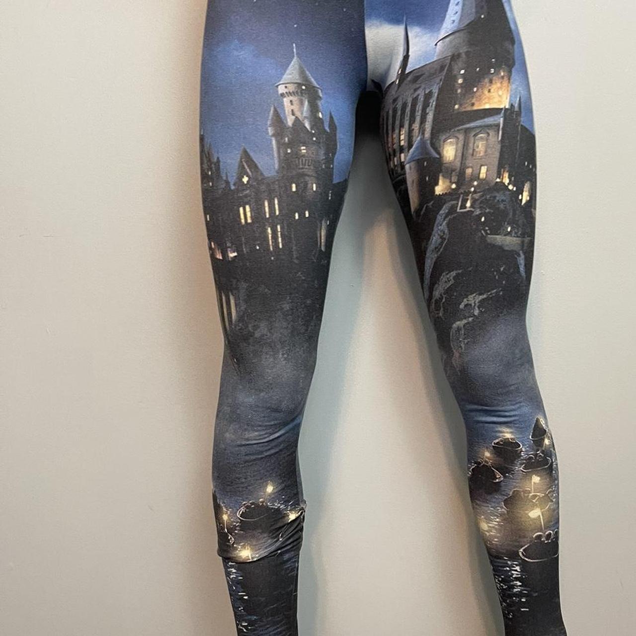 Super cool Harry Potter leggings. Good condition, - Depop