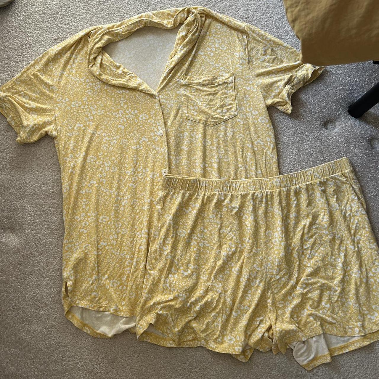 Loft Yellow Floral Flowy Pajama Set, Size LARGE - Depop