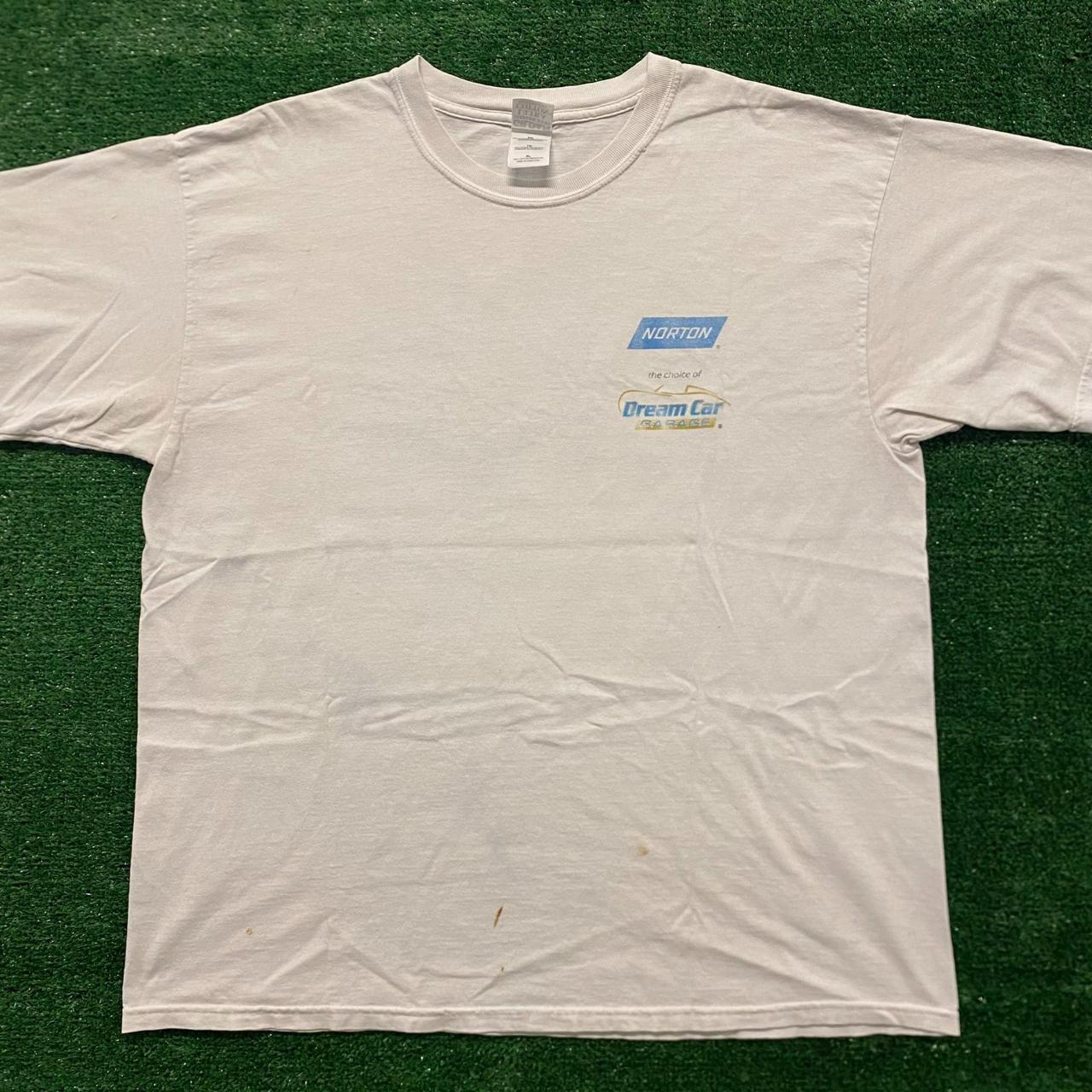 Gildan Men's White T-shirt | Depop