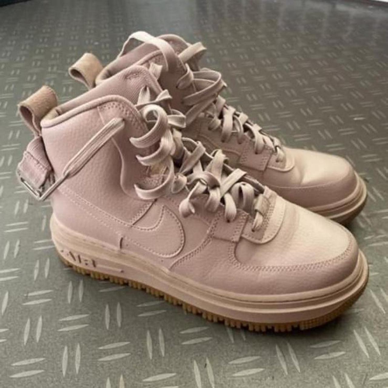 womens size 6 air force ones