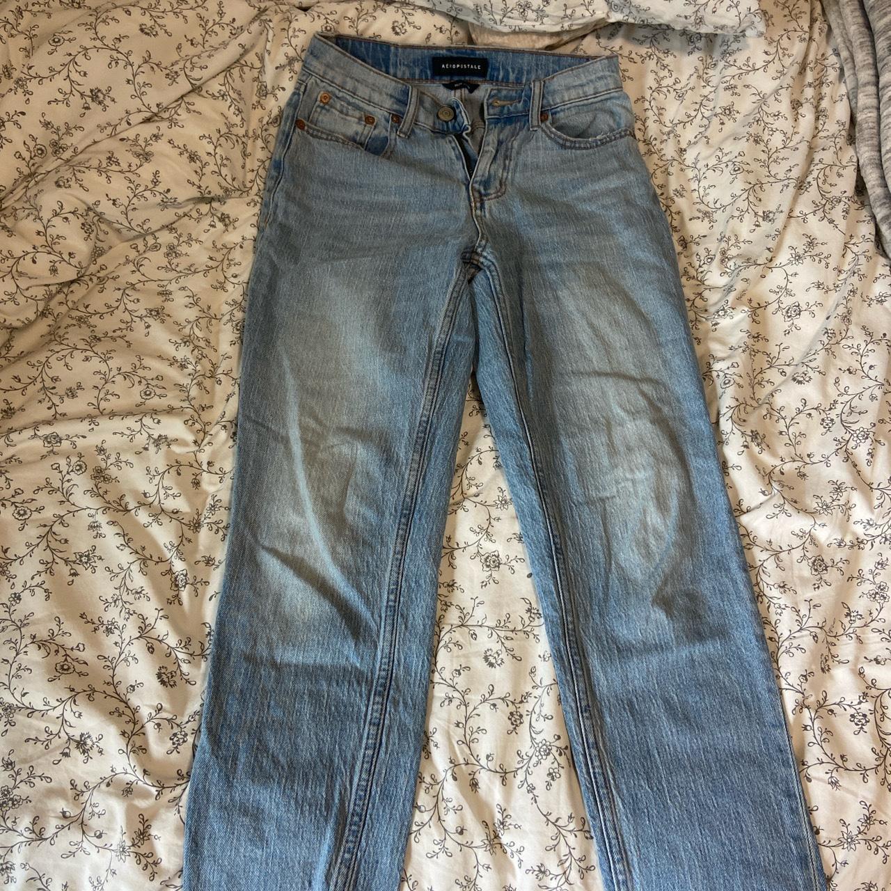 Size Aeropostale Light Wash Mom Jeans Depop