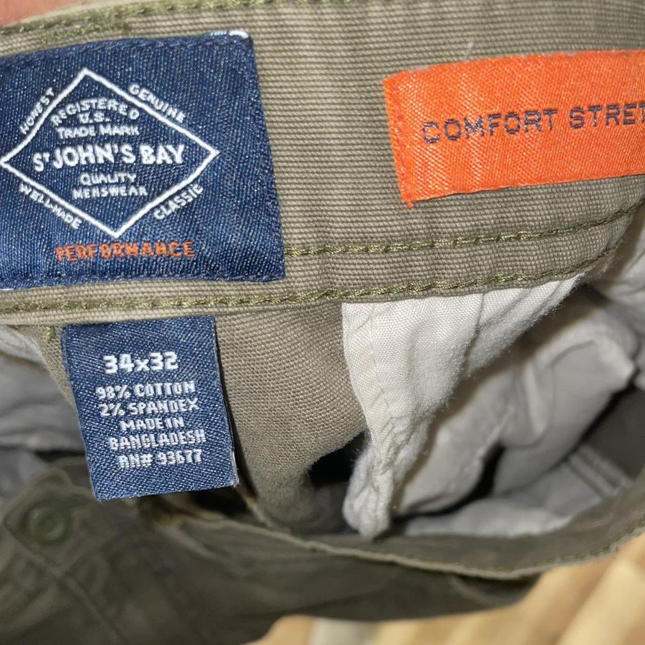 St. John’s bay green cargo pants. Comfort stretch... Depop