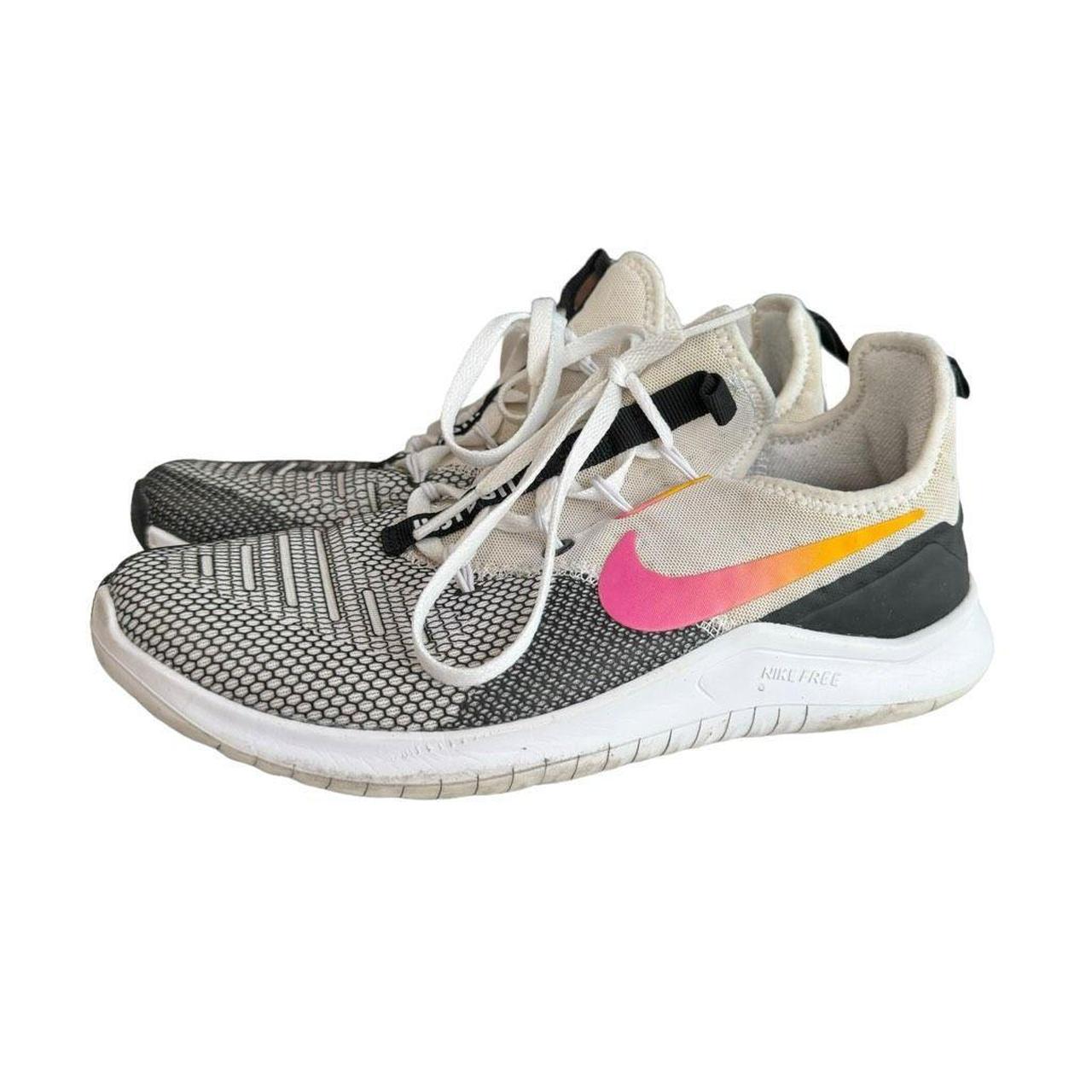 Nike free tr8 white black total crimson best sale