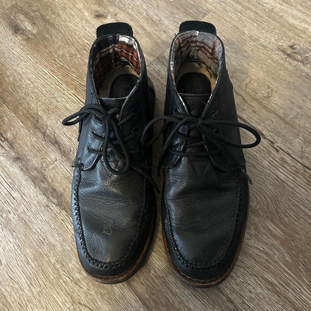 toms black boots
