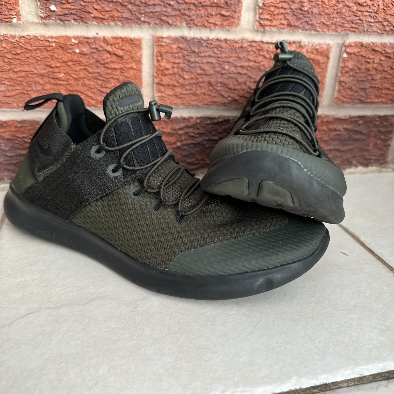 mens nike khaki trainers