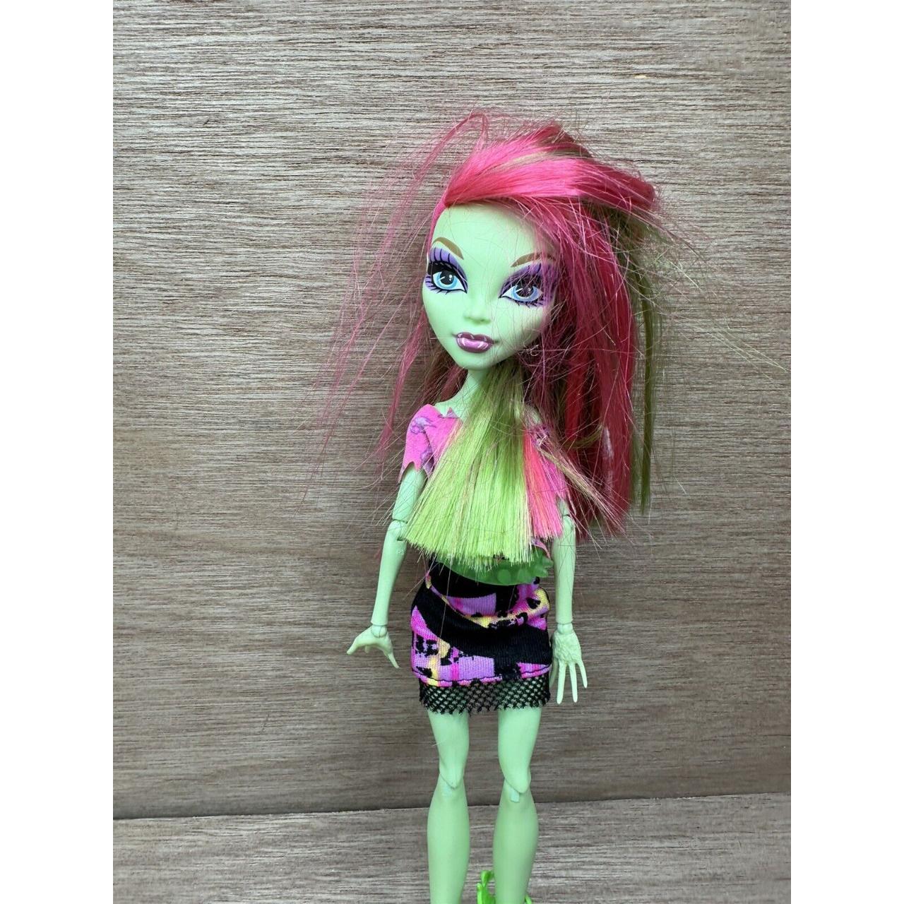 Selling Monster High first wave venus Mcflytrap