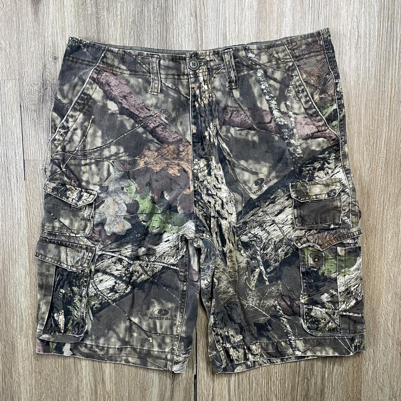 Y2K FADED GLORY CAMO CARGO SHORTS SIZE-36x12... - Depop