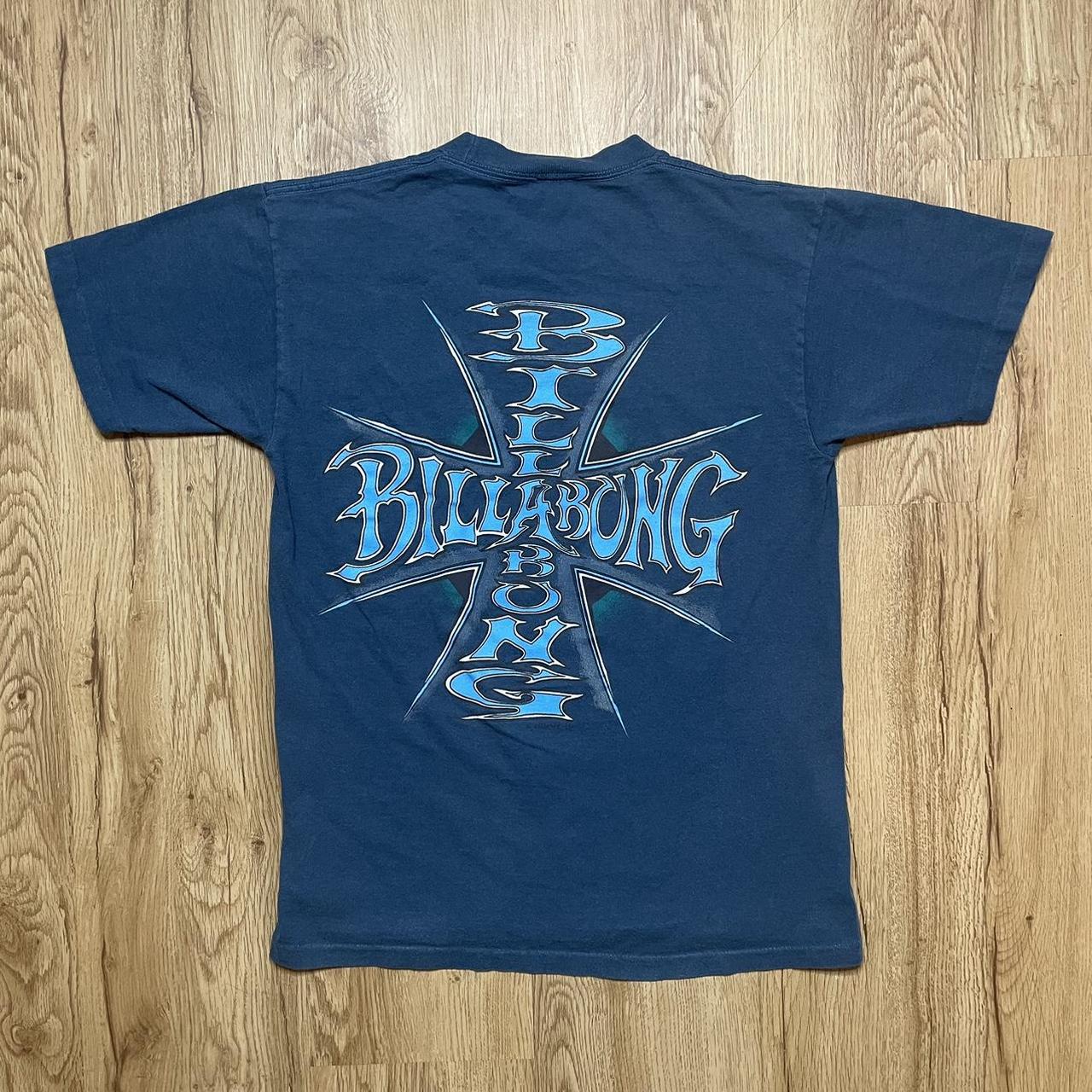 VINTAGE BILLABONG GRAPHIC LOGO BLUE SURF SKATER... - Depop