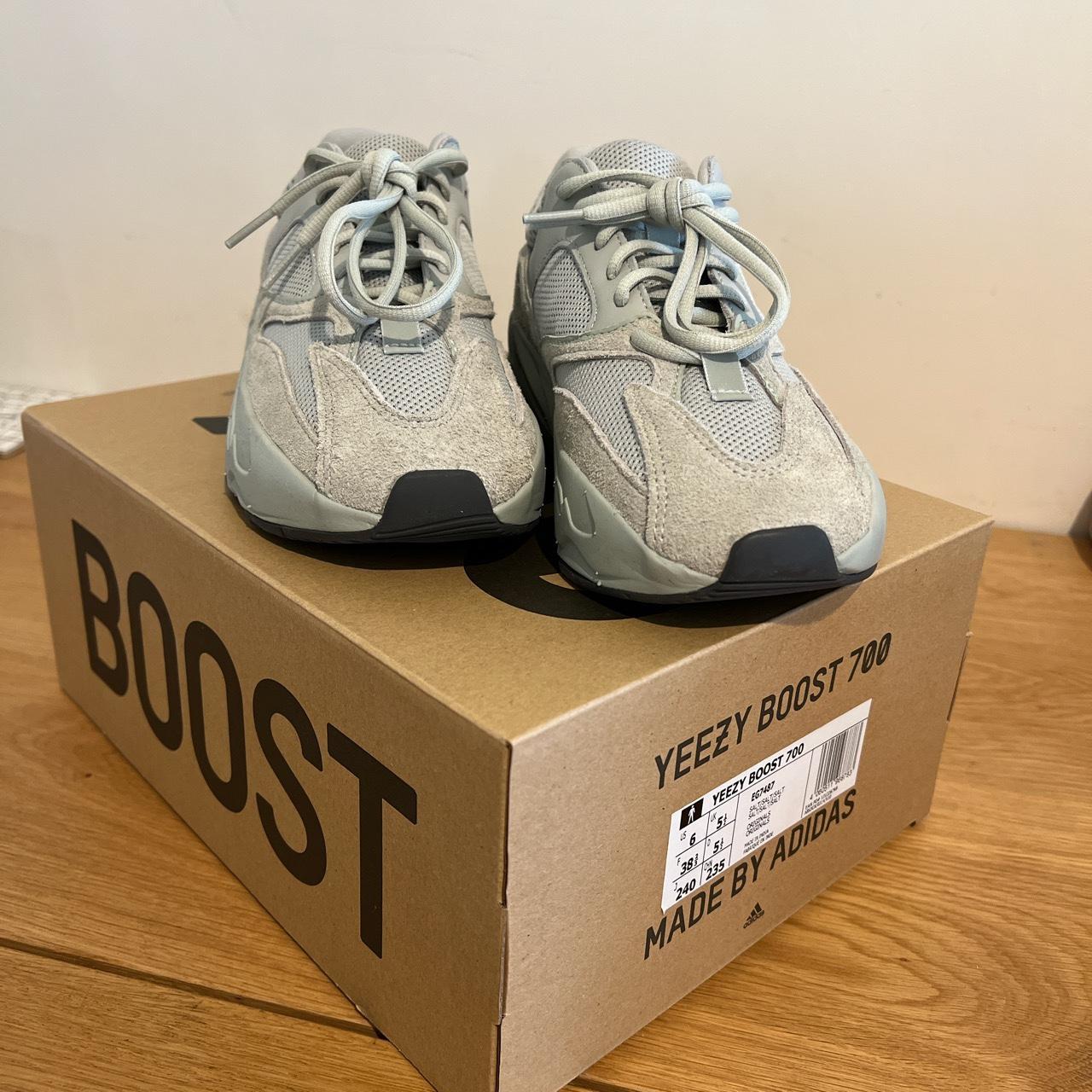 yeezy 300 salt