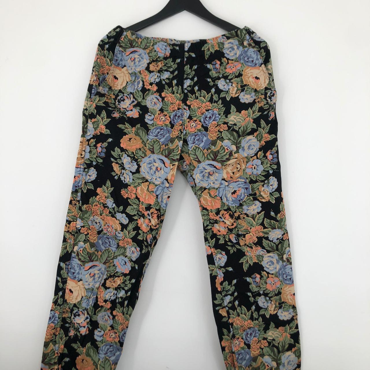 WTB - Supreme floral pants - black and Medium of large🙏🏼 - Depop