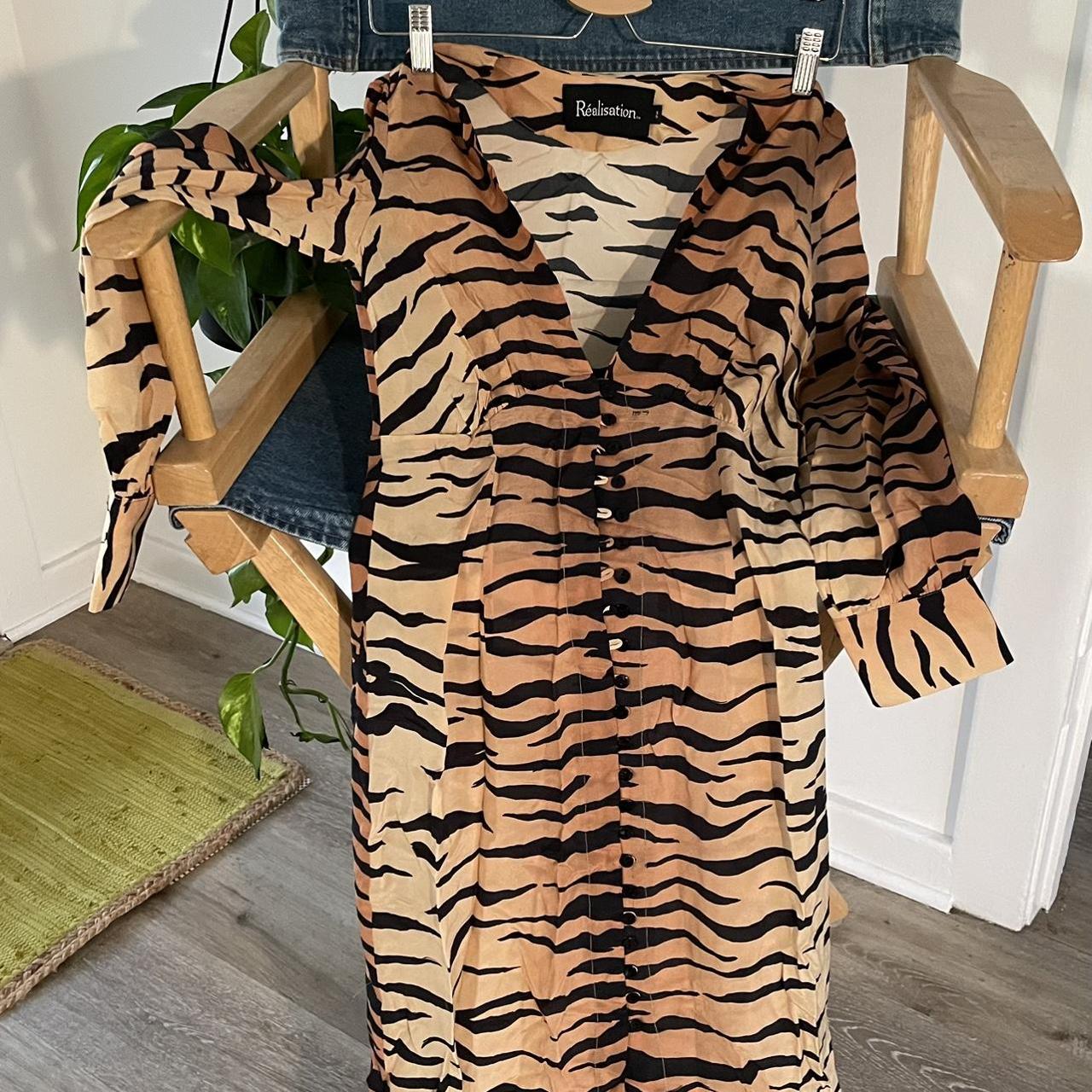 Realisation par deals tiger dress