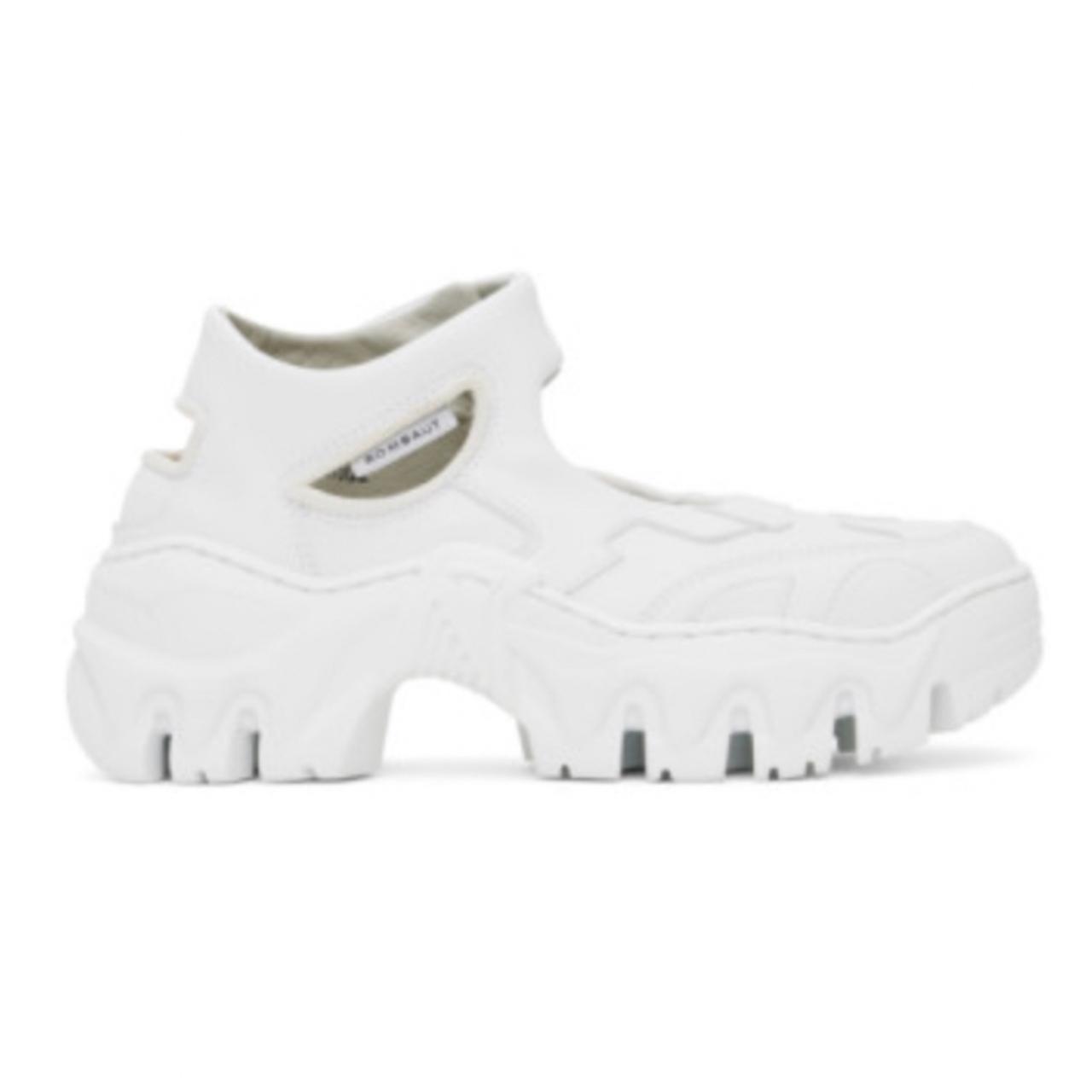 item listed by meaconscloset