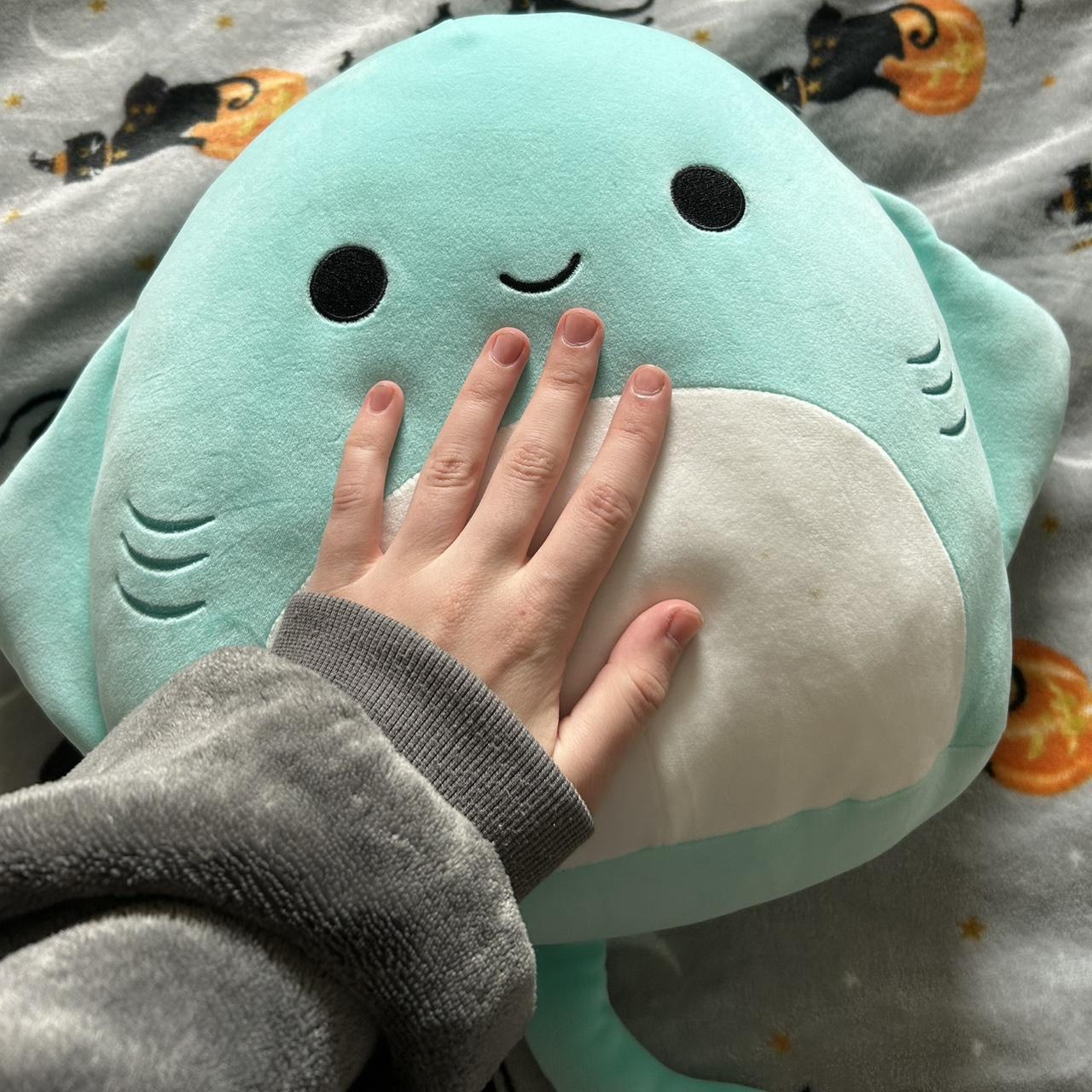 Squishmallow maggie the stingray retailer 12