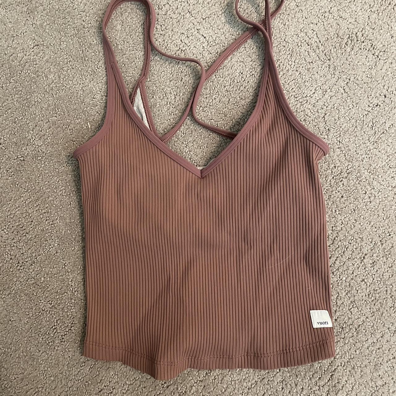 Vuori Women's Vest Depop