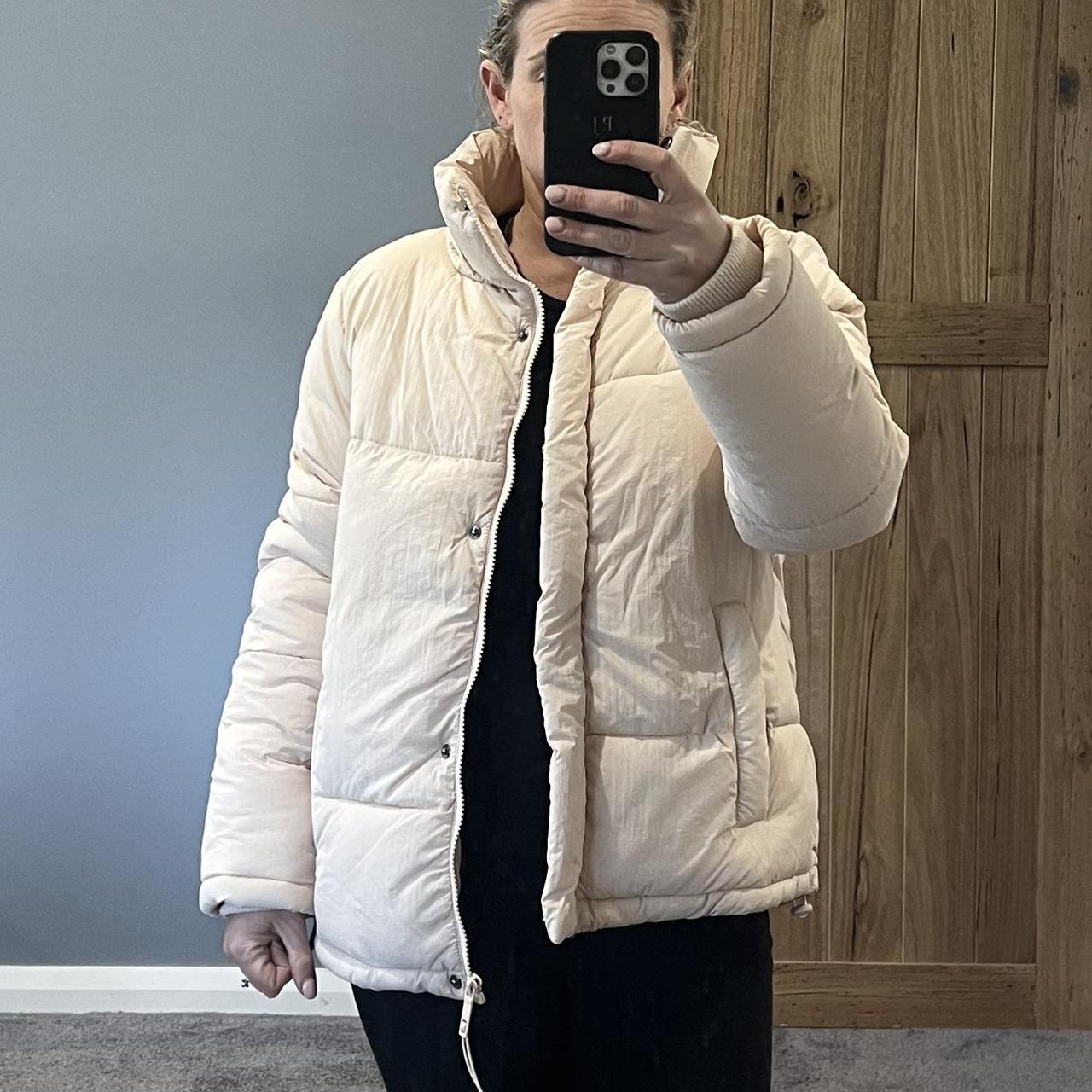 Cotton On Cream Puffer Size S - Depop