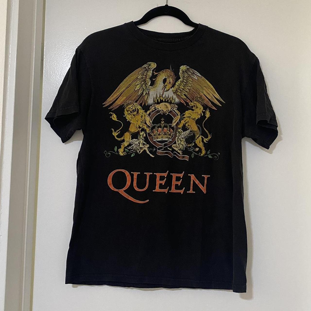Queen band t-shirt Size S #queen #rockandroll... - Depop