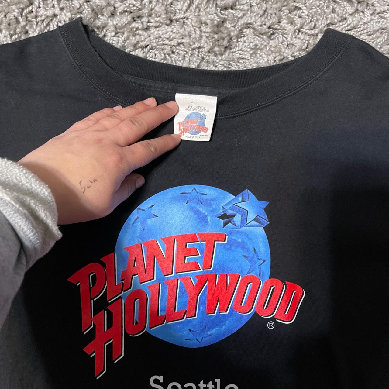 Vintage 1991 Planet Hollywood tee Seattle Size... - Depop